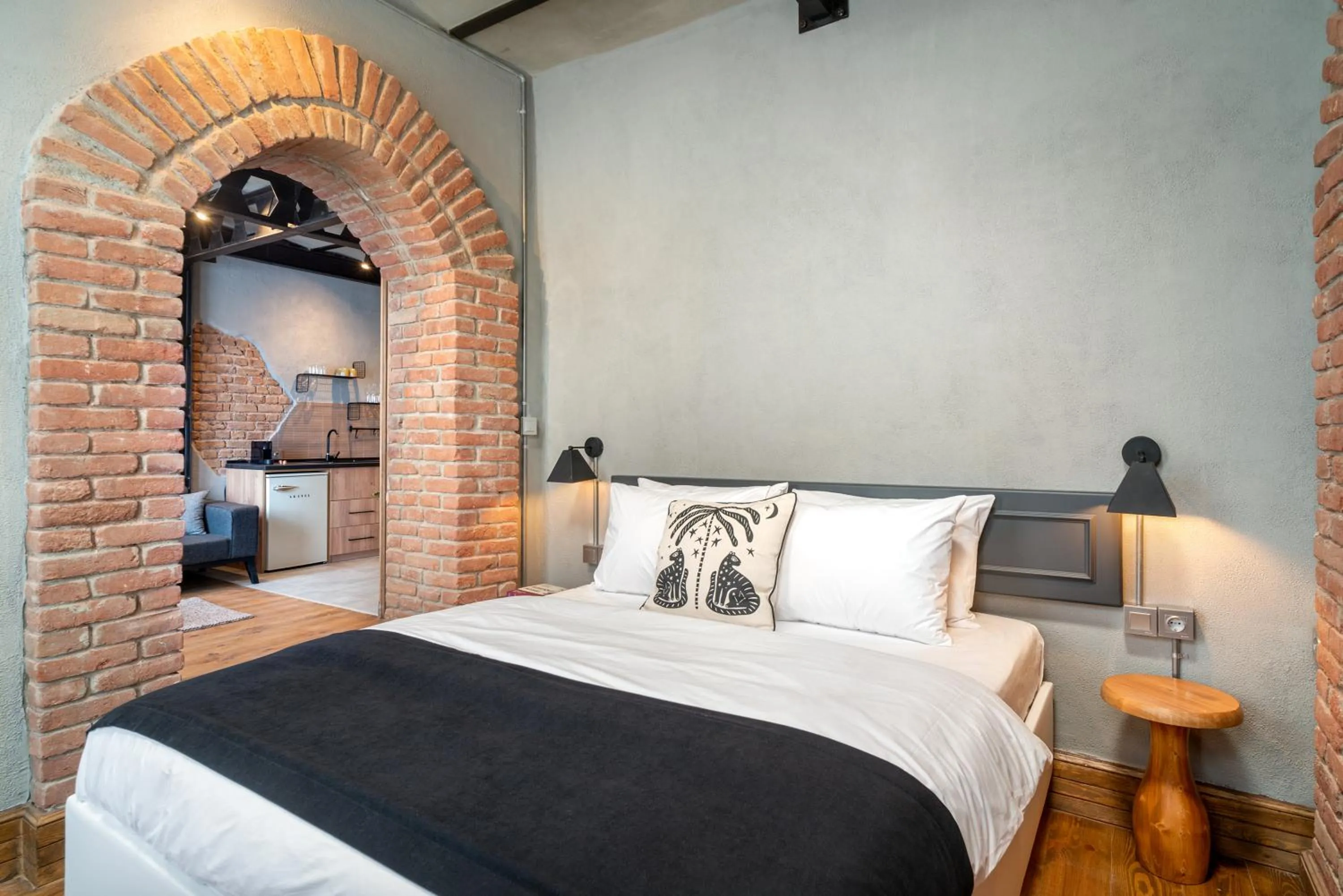 Bed in Urban Quarters - Büklü Han