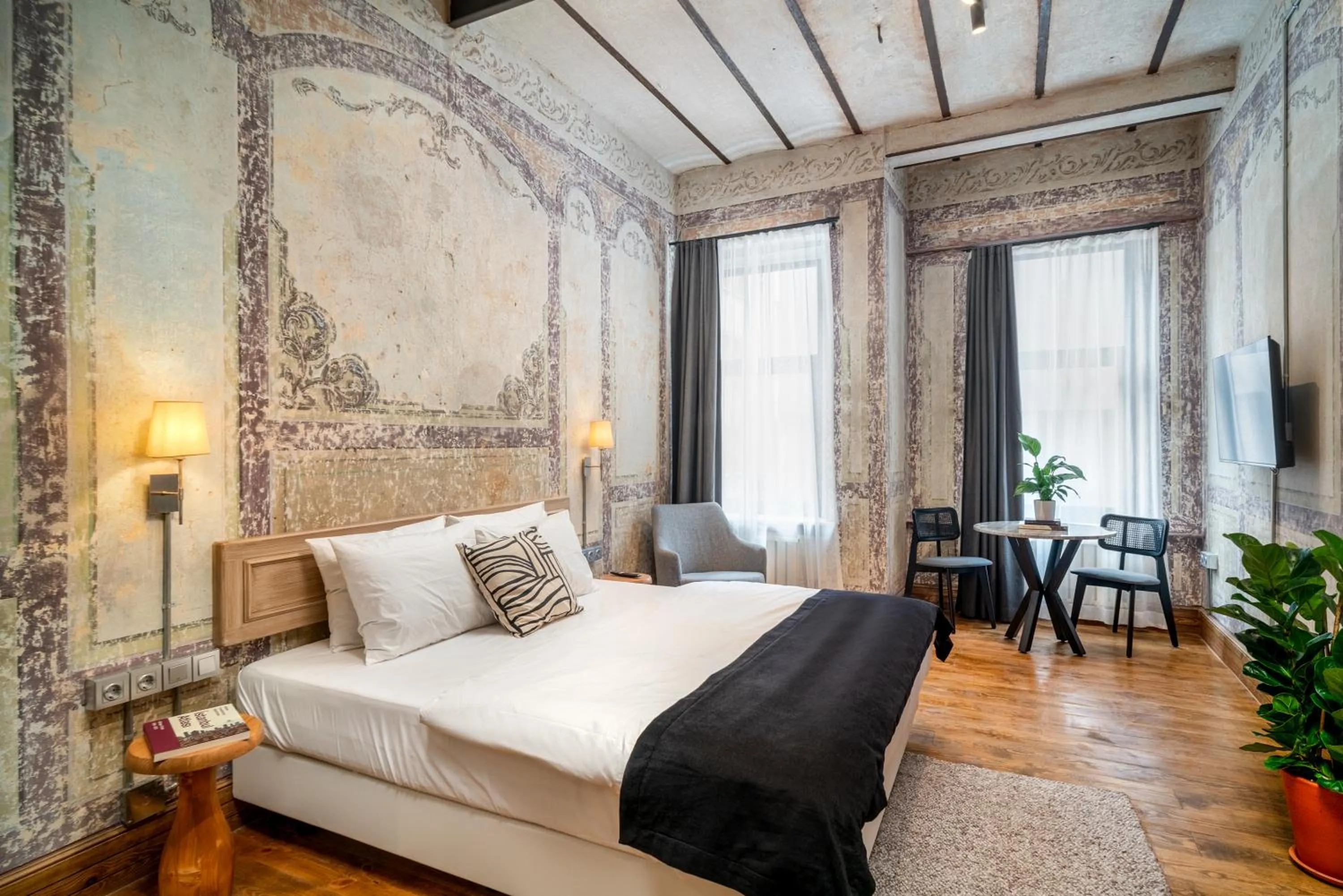 Bed in Urban Quarters - Büklü Han