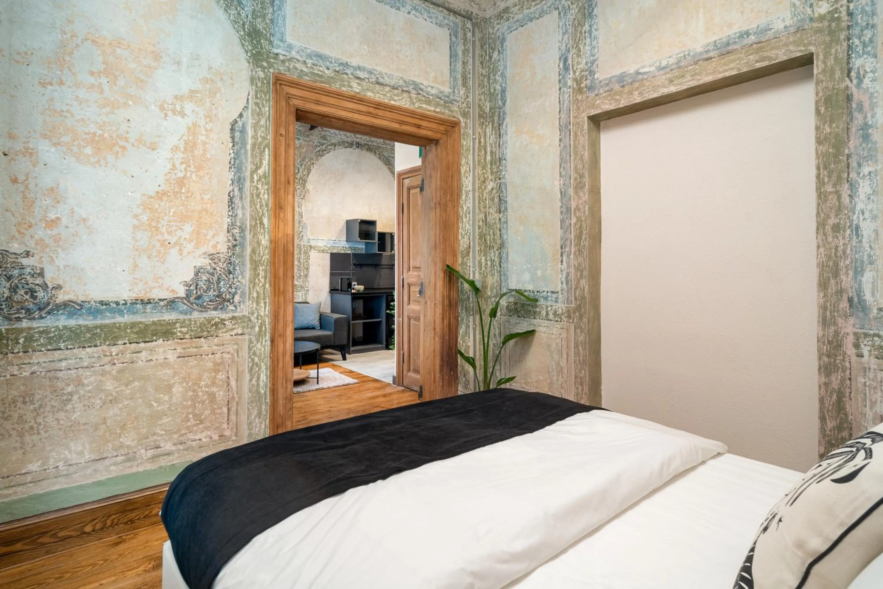 Bed in Urban Quarters - Büklü Han