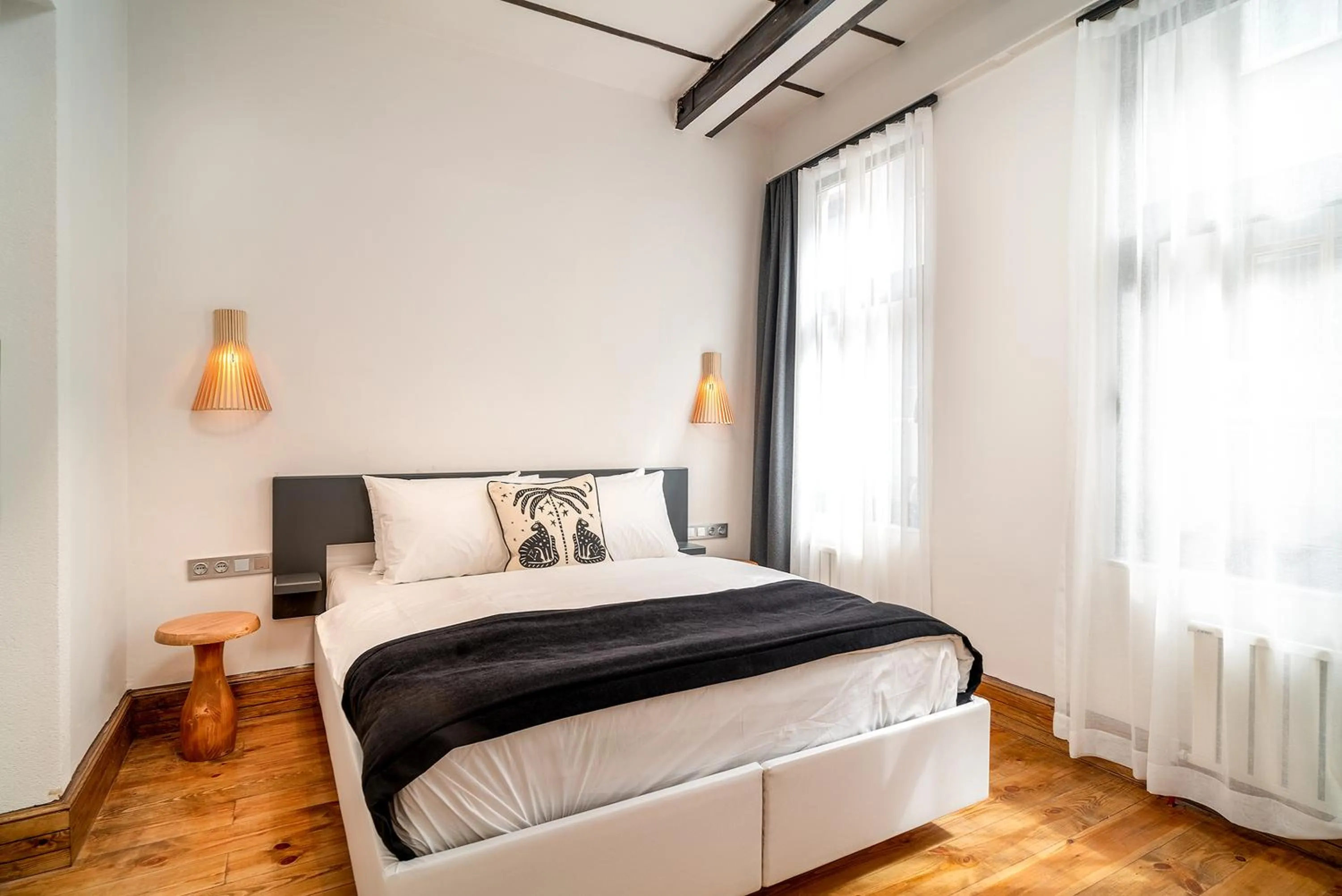 Bed in Urban Quarters - Büklü Han