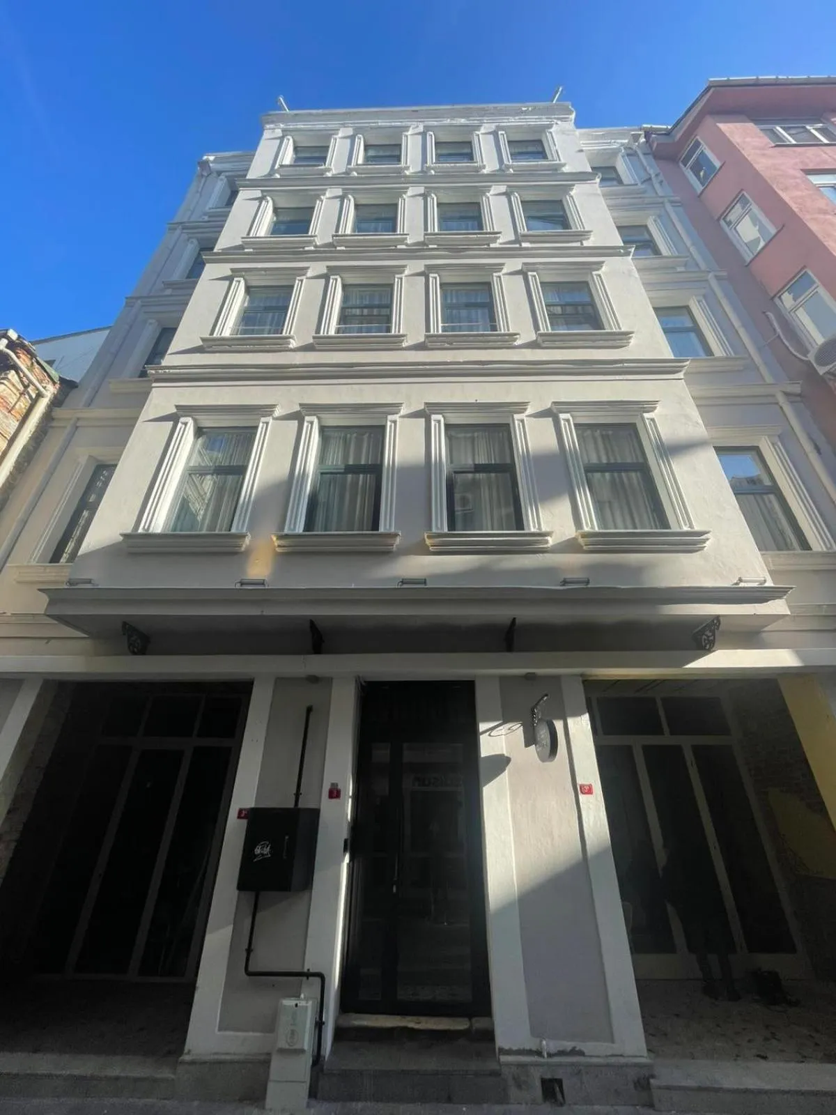 Property building in Urban Quarters - Büklü Han