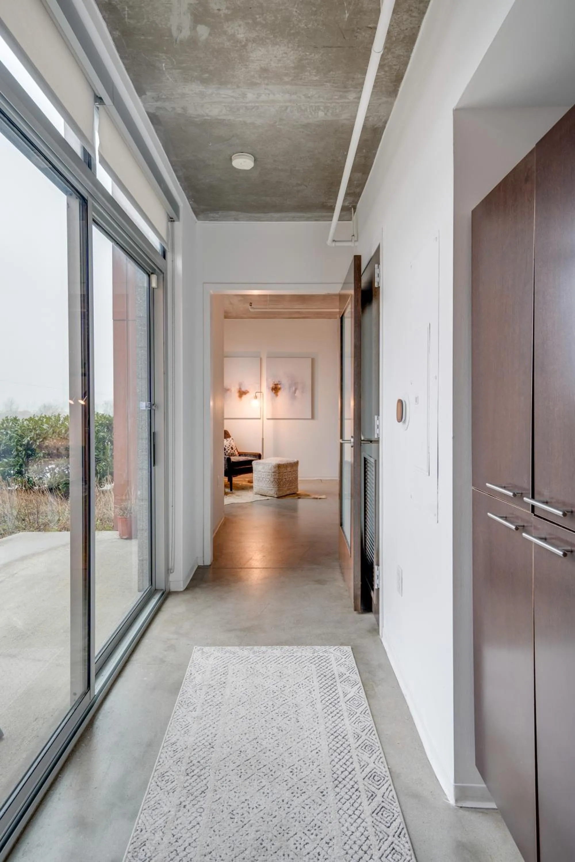 Two story 2Bd 2Ba A Work Live Condo