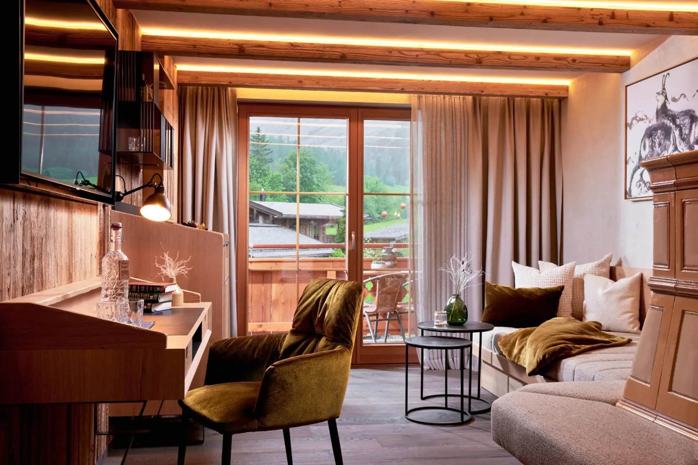 Superior Double Room in Gramai Alm alpengenuss & natur spa Superior Double Room in Gramai Alm alpengenuss & natur spa