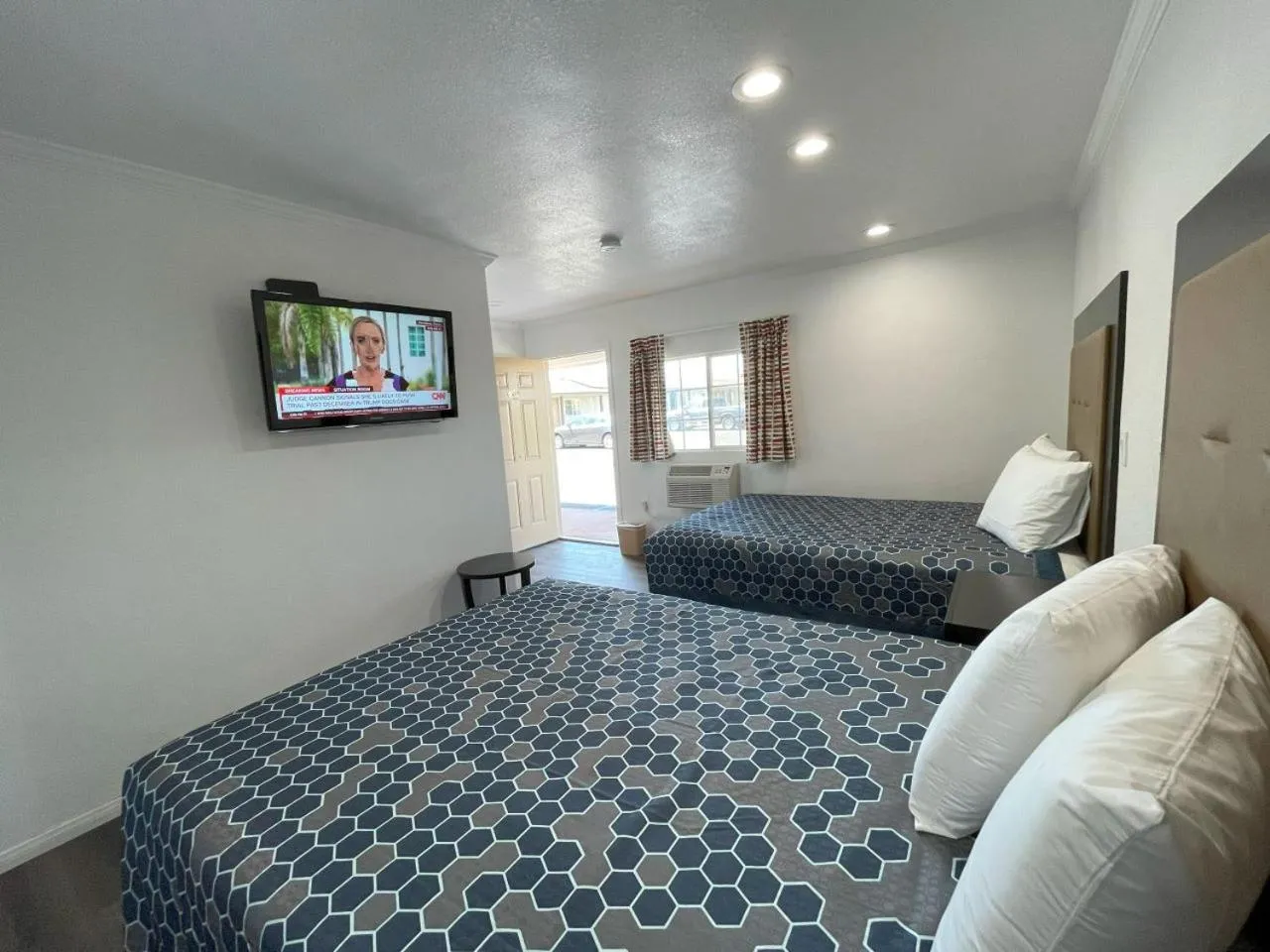 Double Room - Disability Access in Palm Inn