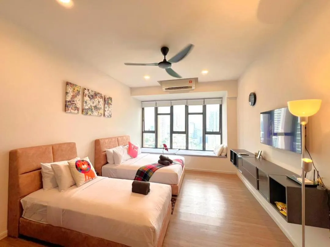 Bed in Ceylonz Suite, Bukit Bintang by MK HOME