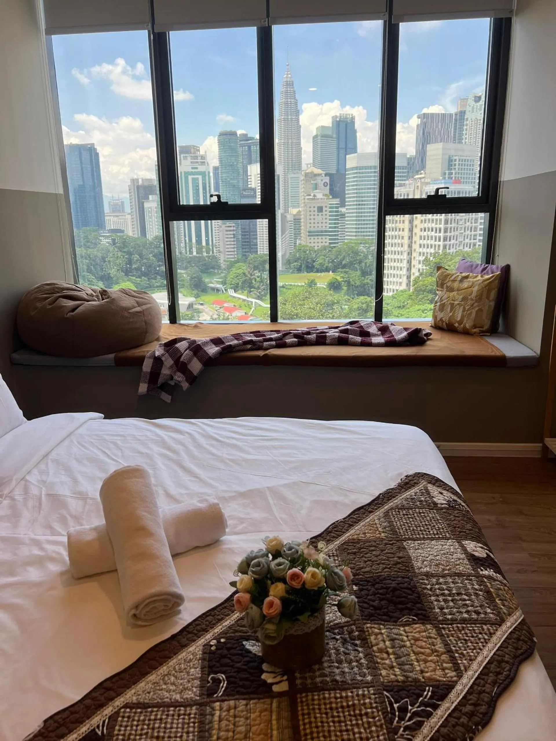 Bed in Ceylonz Suite, Bukit Bintang by MK HOME