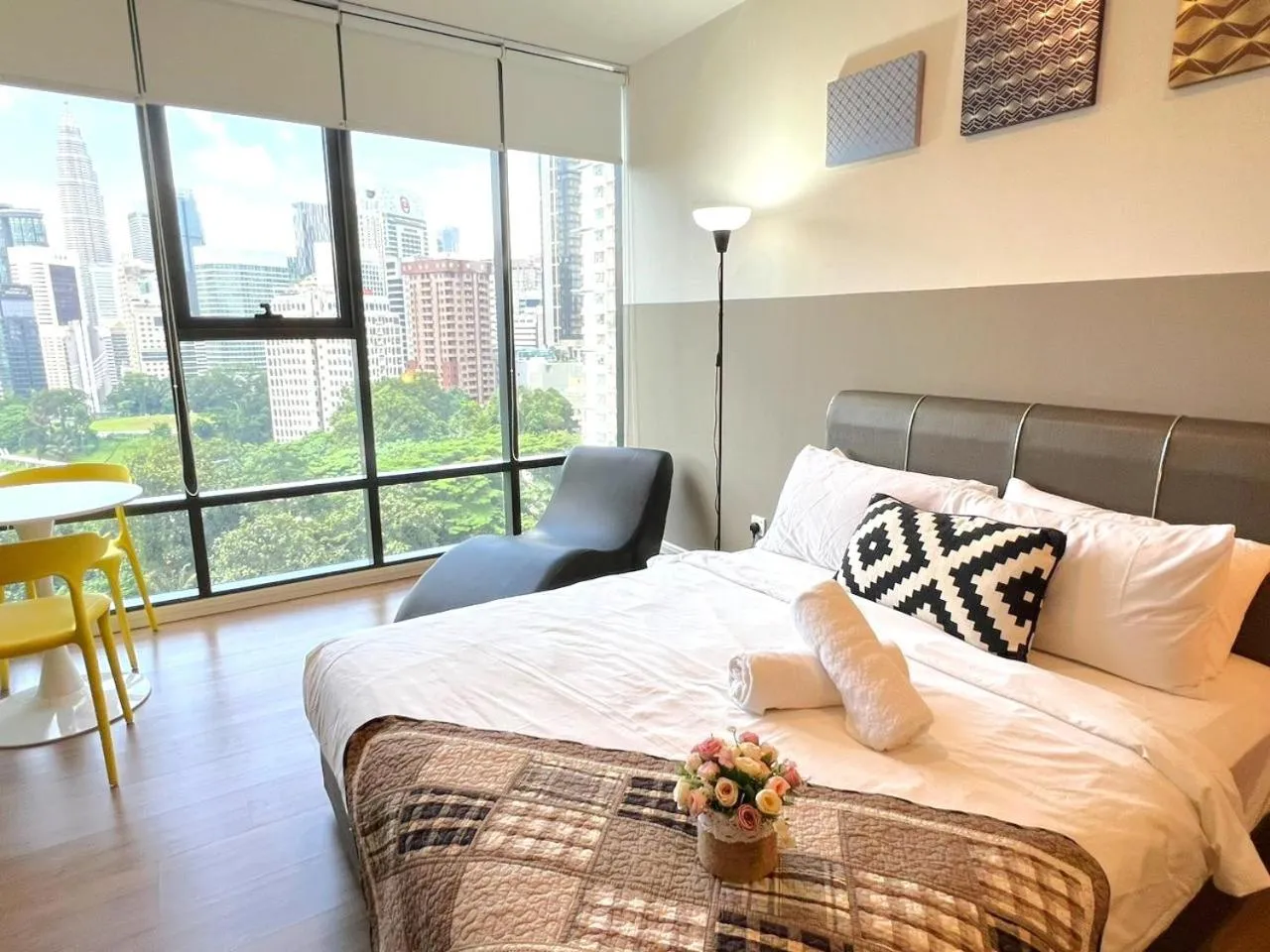 Bed in Ceylonz Suite, Bukit Bintang by MK HOME