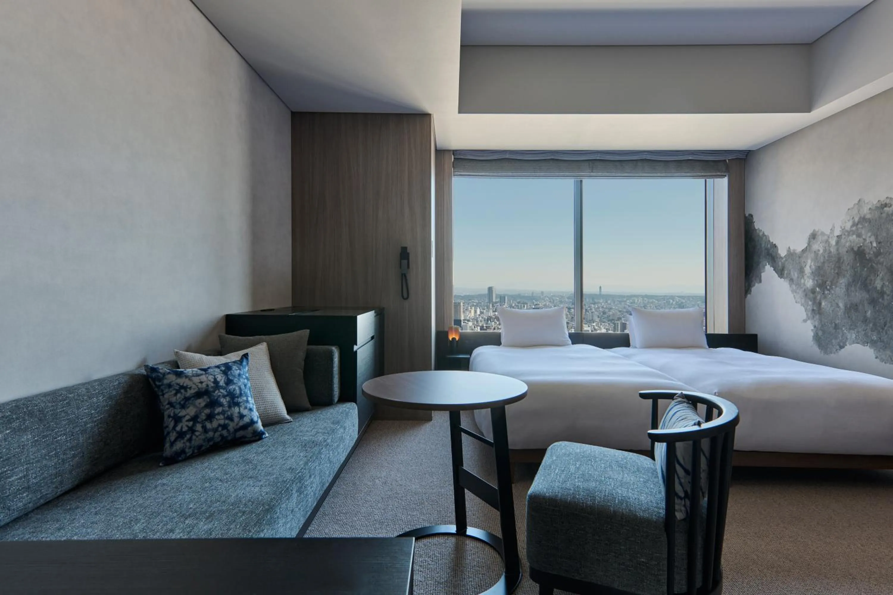 Bed in The Royal Park Hotel Iconic Nagoya