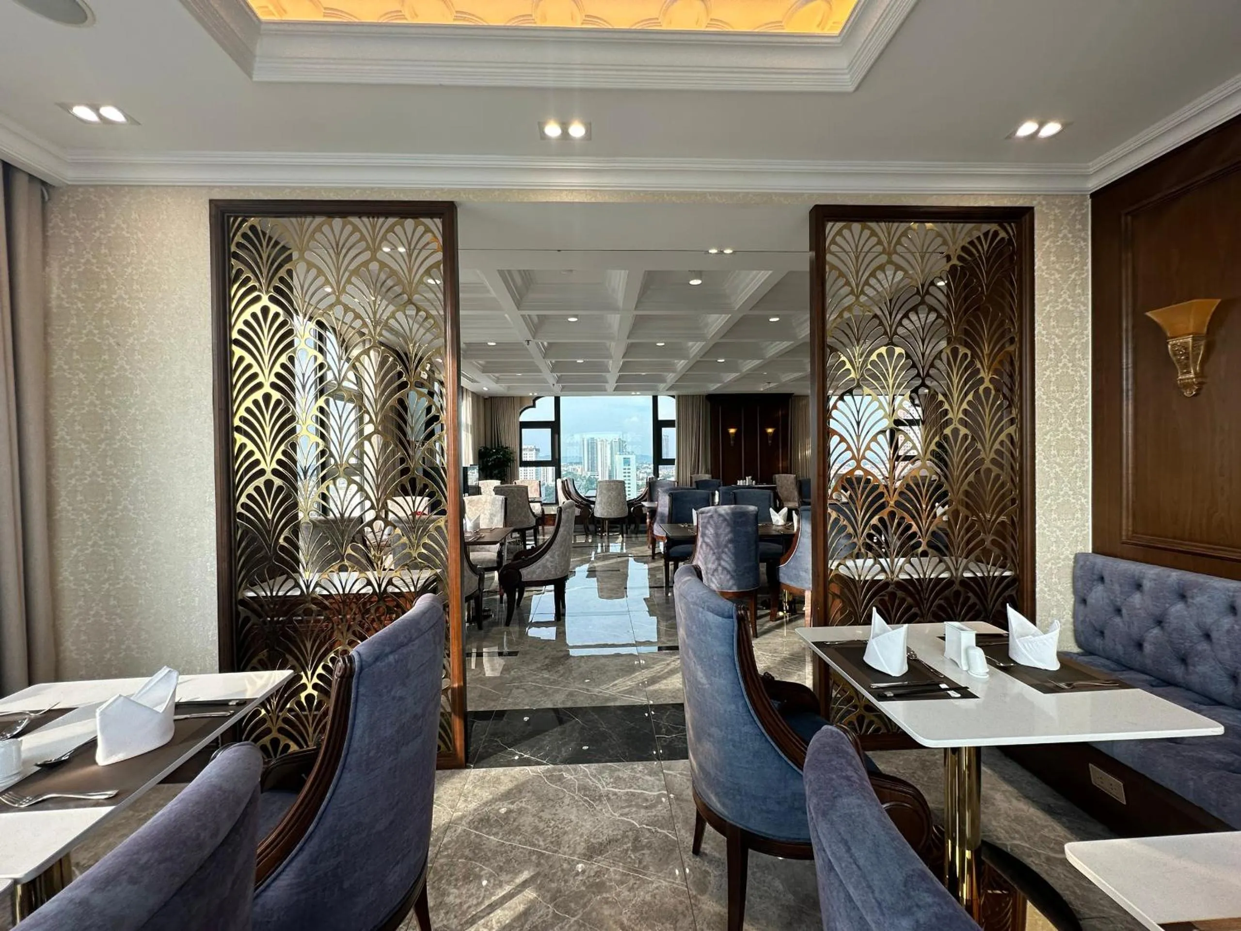 Restaurant/places to eat in Kinh Bắc Palace Hotel