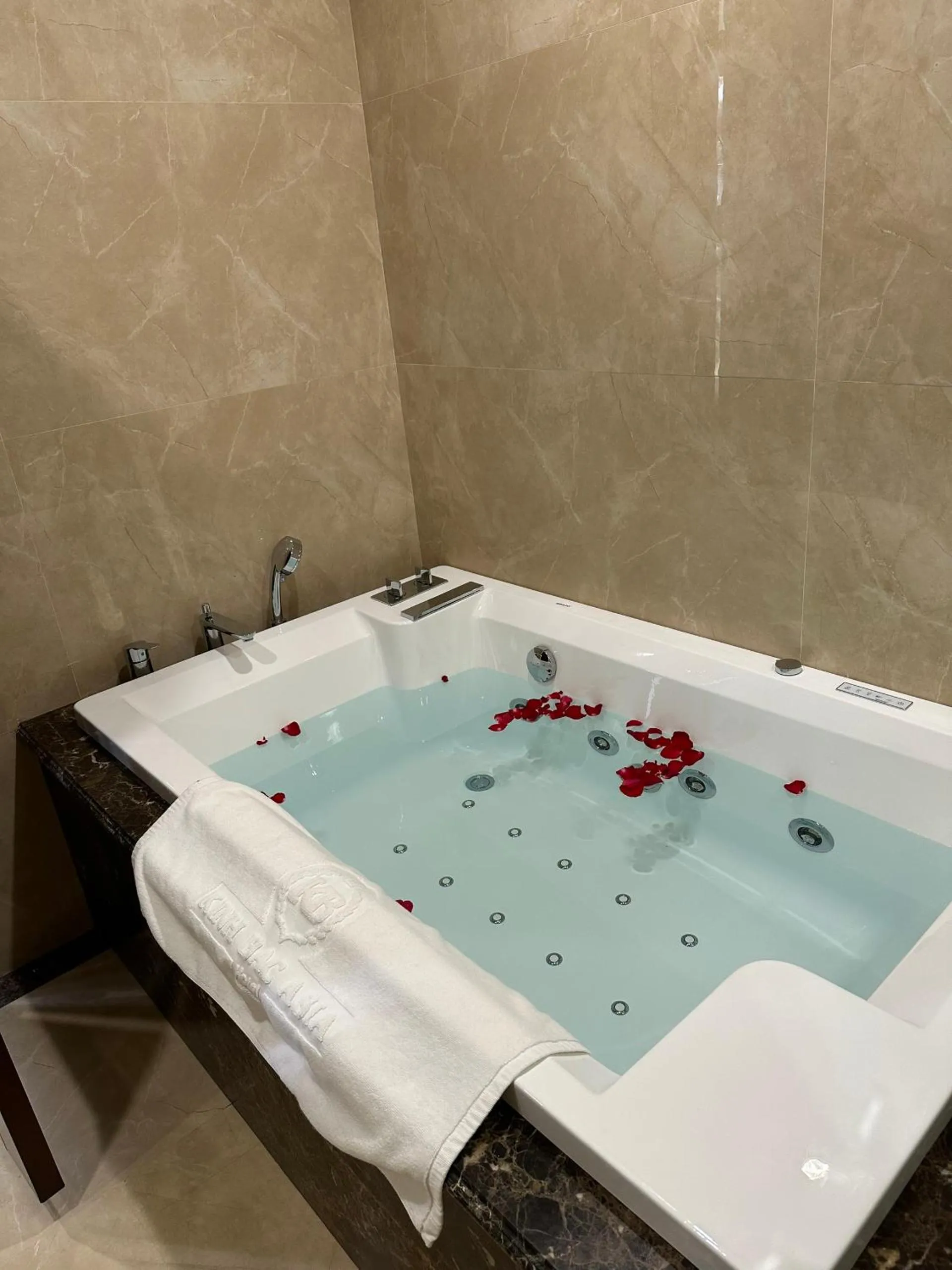 Kinh Bắc Palace Hotel