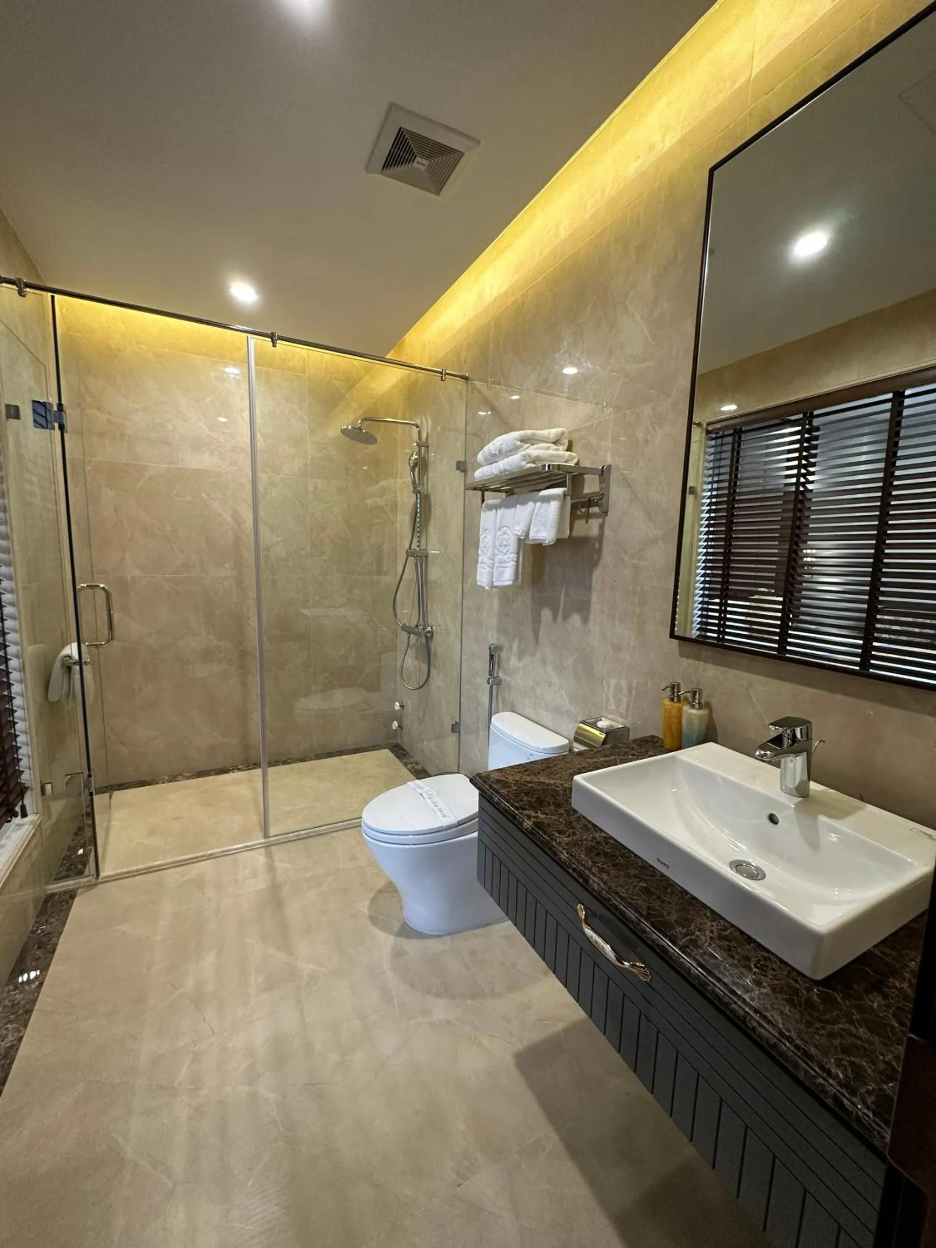 Kinh Bắc Palace Hotel