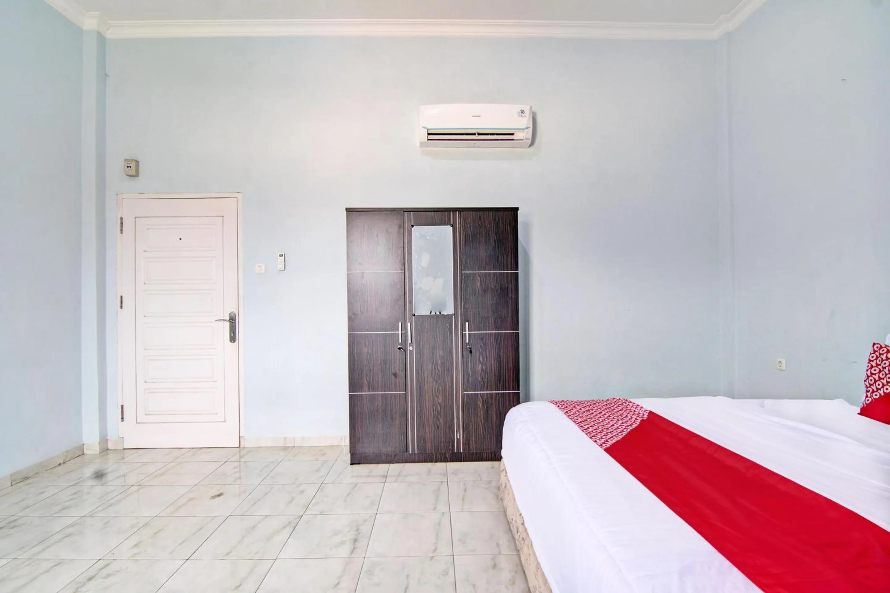 Bedroom, Bed in OYO 92806 Penginapan Geby Syariah