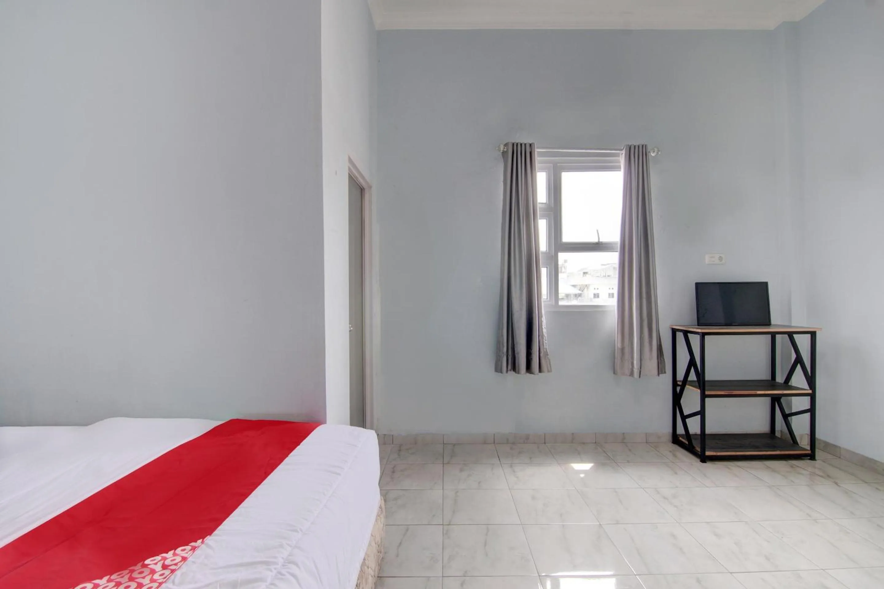 Bedroom, Bed in OYO 92806 Penginapan Geby Syariah