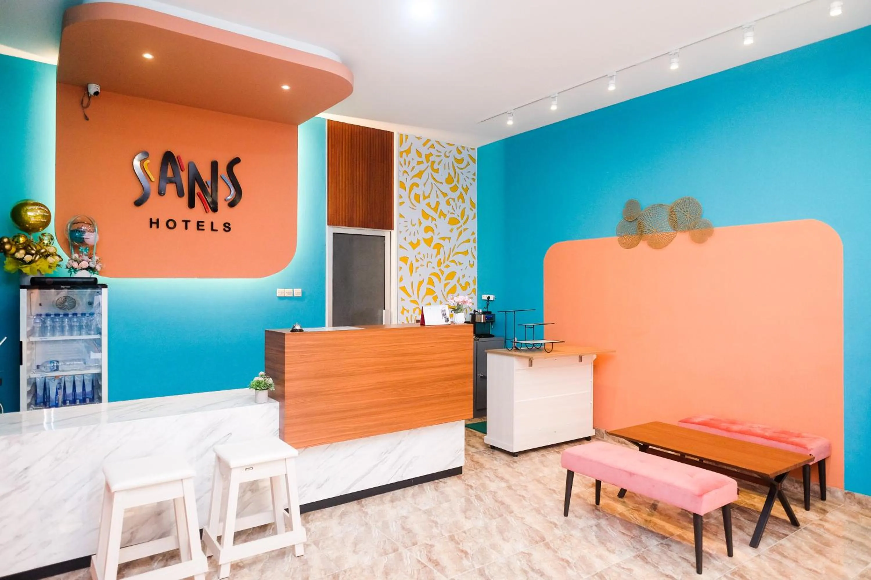 Lobby or reception in Sans Hotel City Park Medoho Semarang