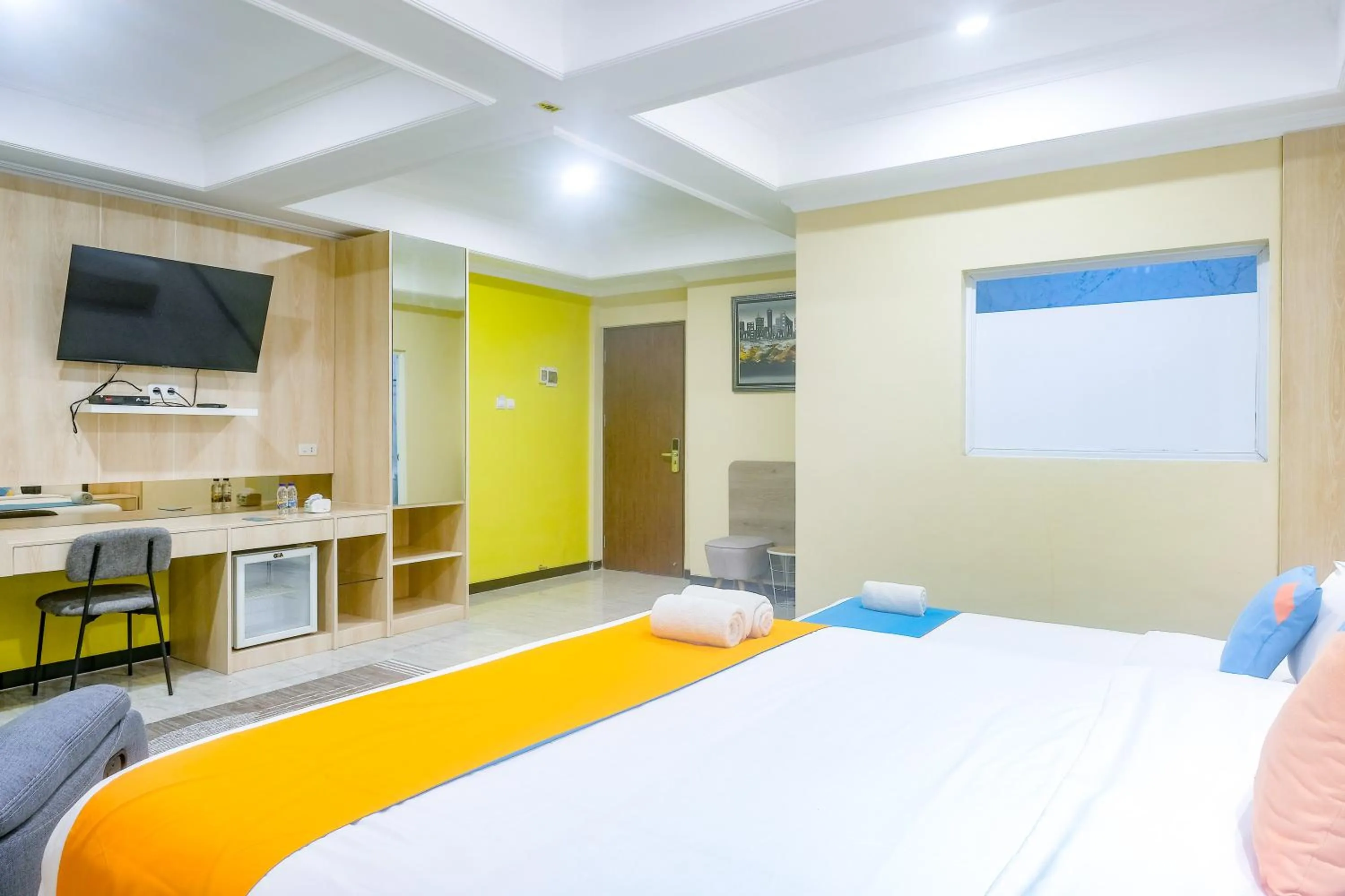 Bedroom, Bed in Sans Hotel City Park Medoho Semarang
