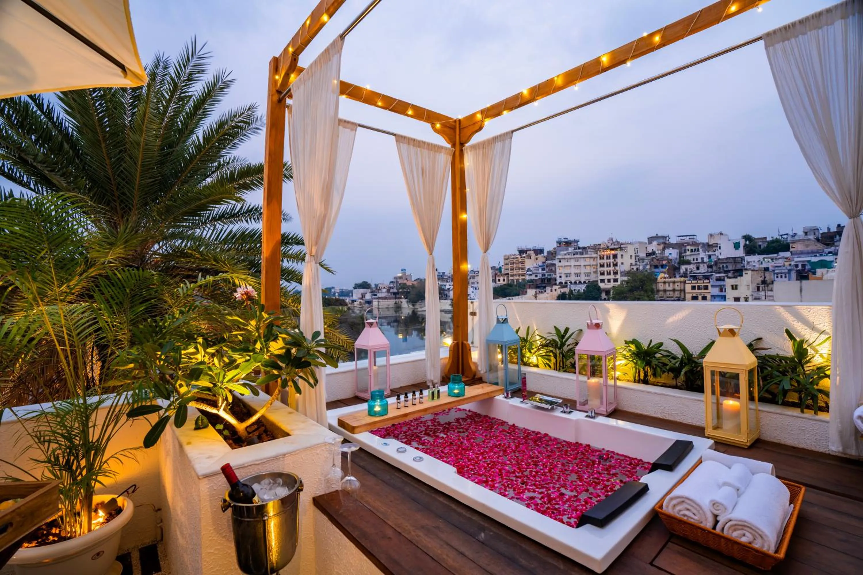 Open Air Bath in Moustache Udaipur Verandah