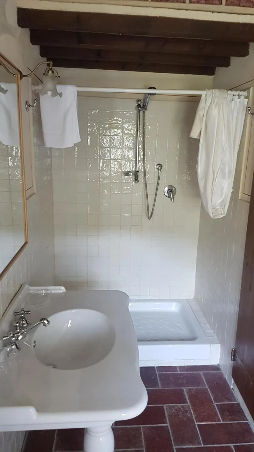 Bathroom in Locanda Di Alberi