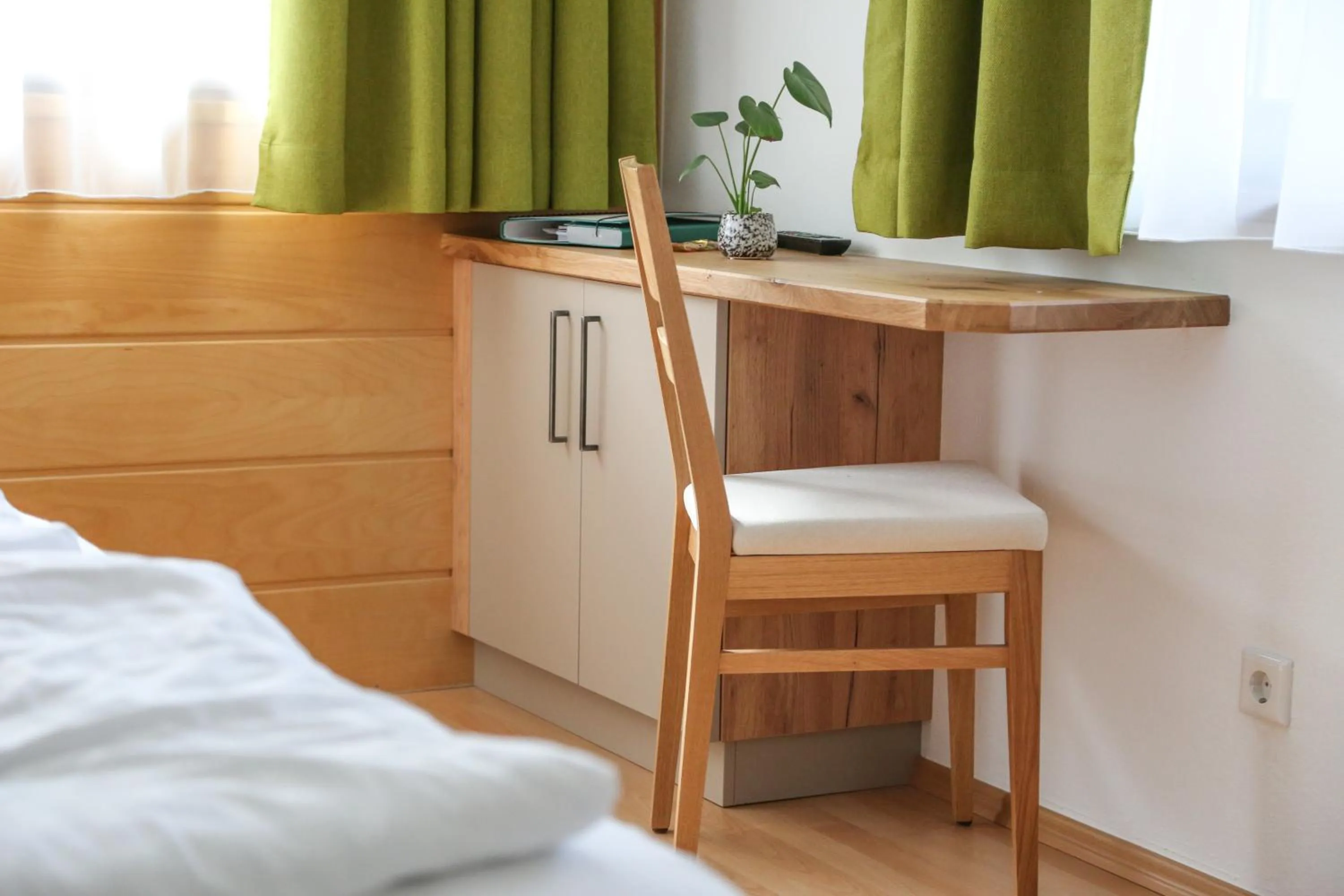 Photo of the whole room, Bed in Gasthof Leitner - Der Wirt an der Klamm