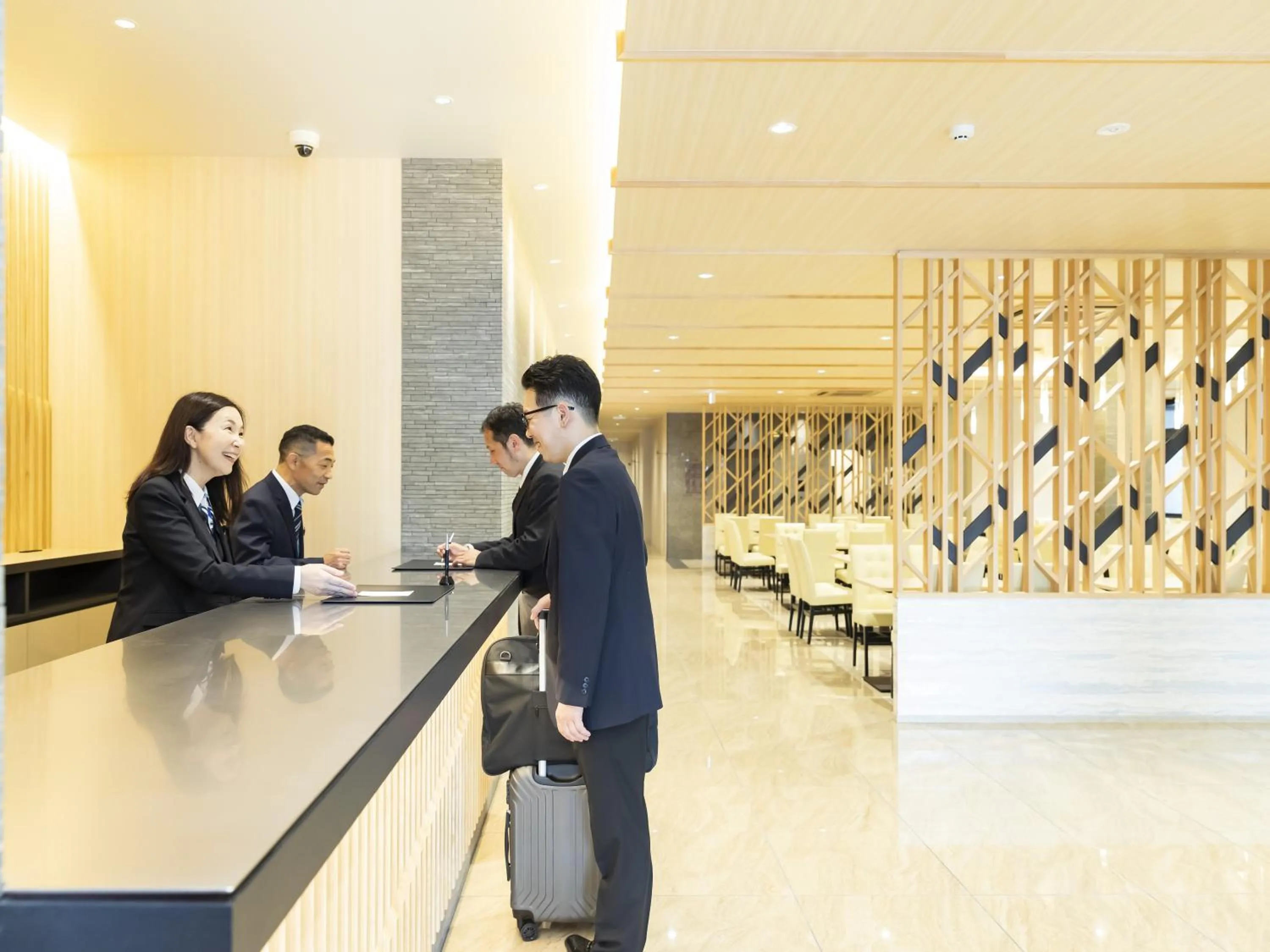 Staff in Kyoto Plaza Hotel Kintetsu Jujo