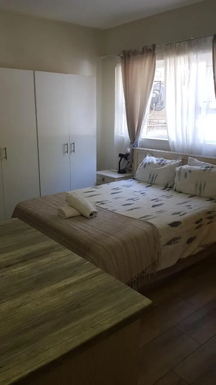 Albatross Beach Guest House