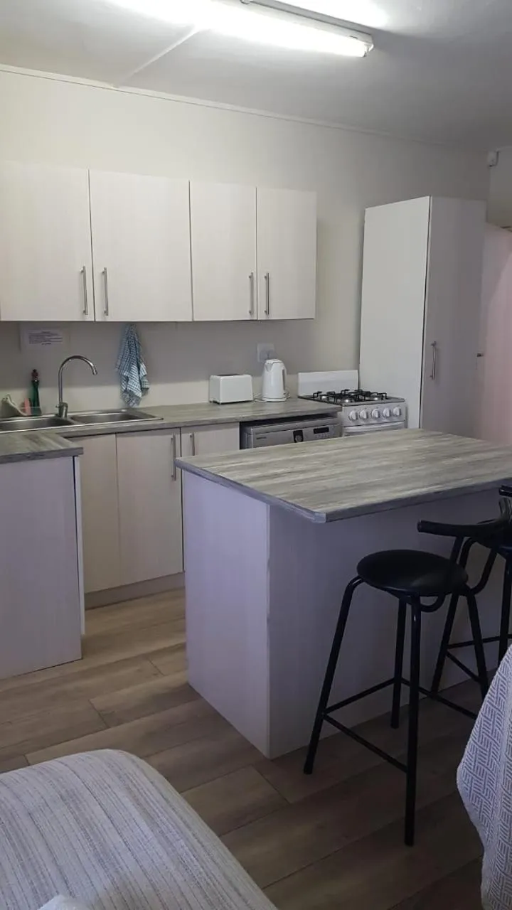 Albatross Beach Guest House