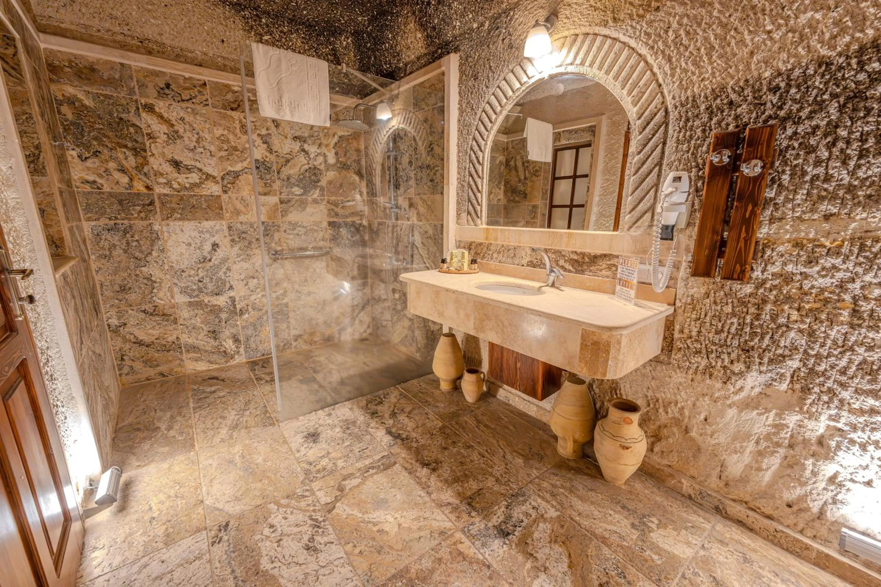 Shower in Osmanbey Cave House