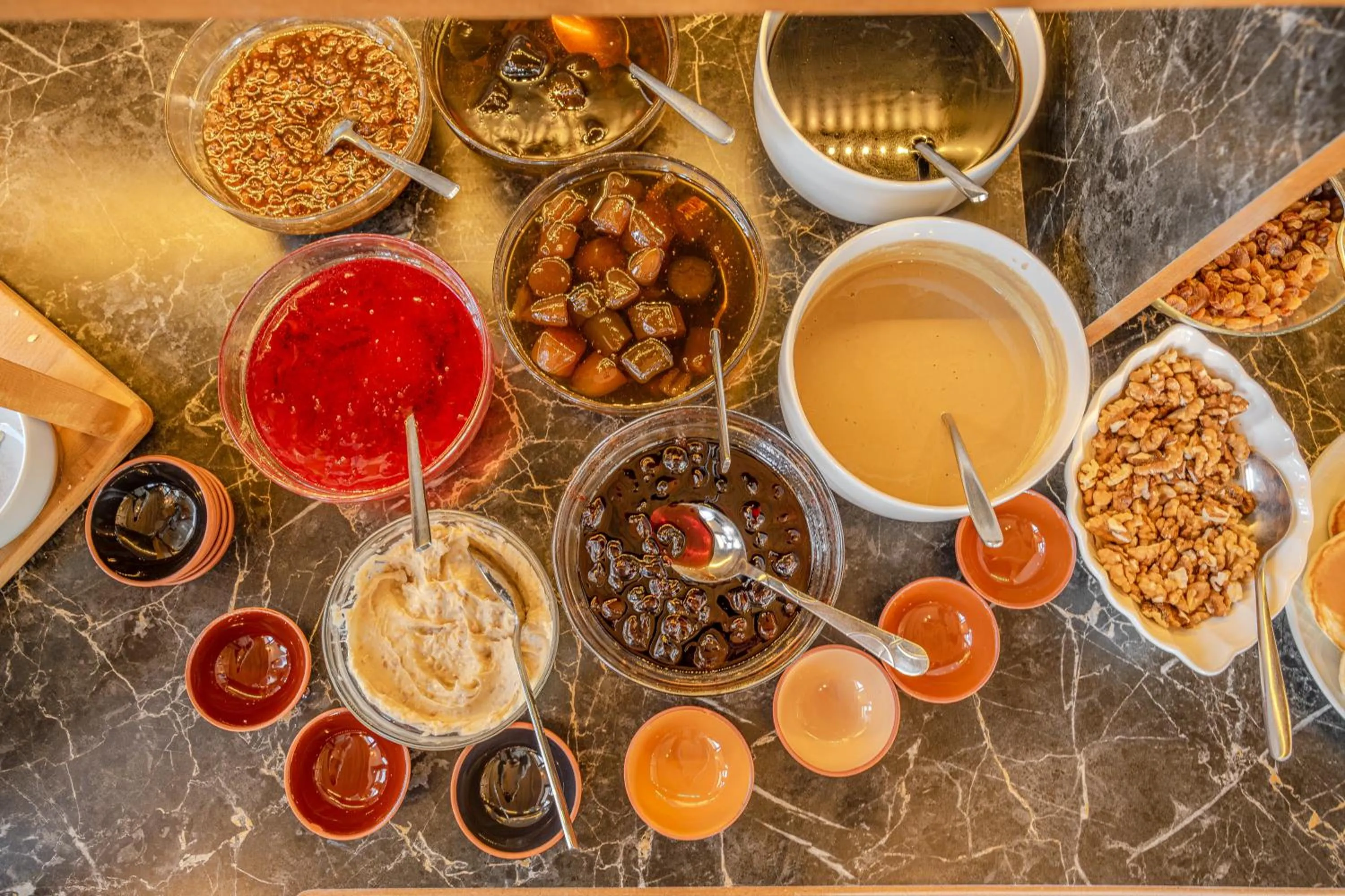 Food and drinks in Osmanbey Cave House