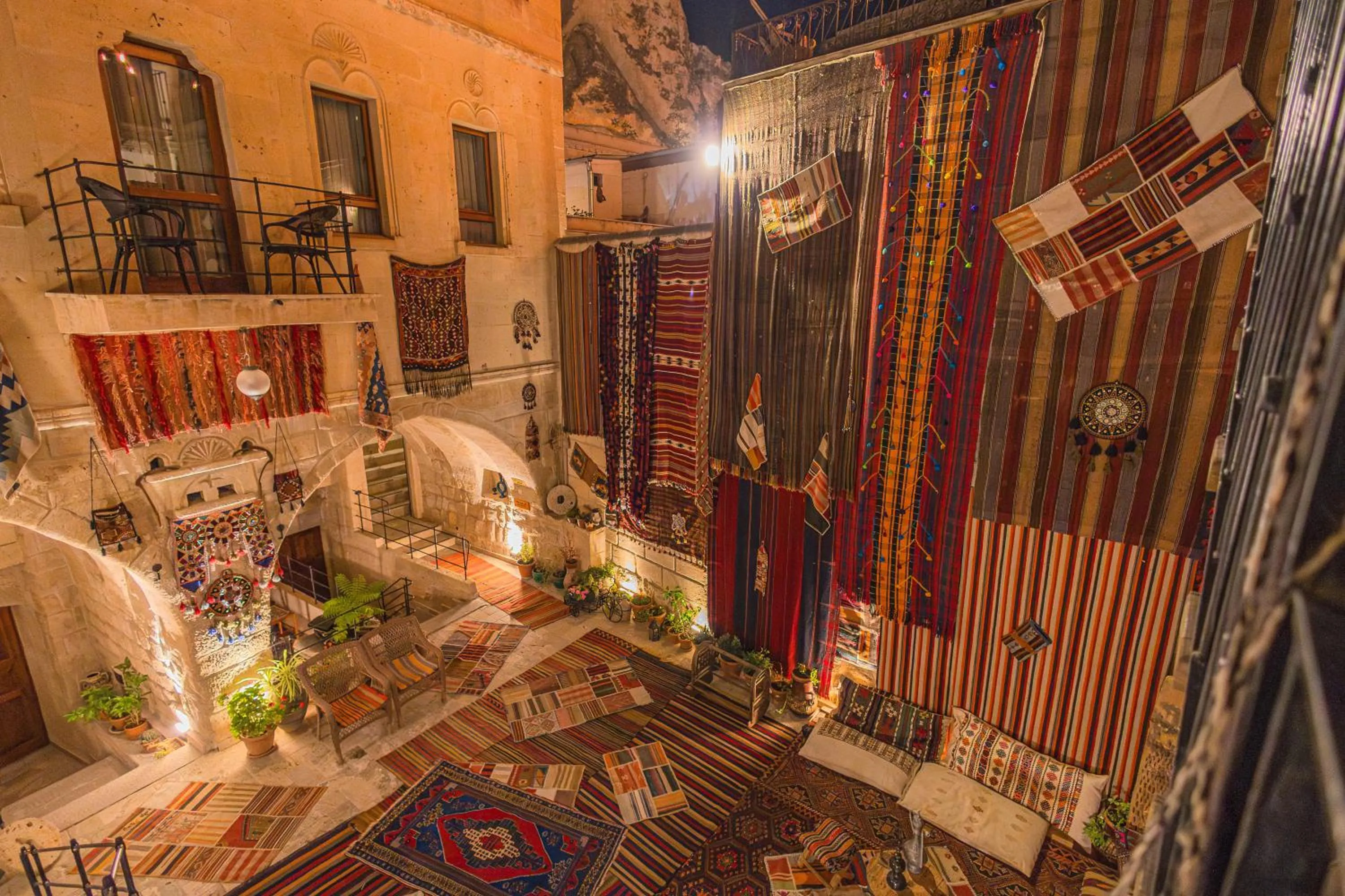 Inner courtyard view in Osmanbey Cave House