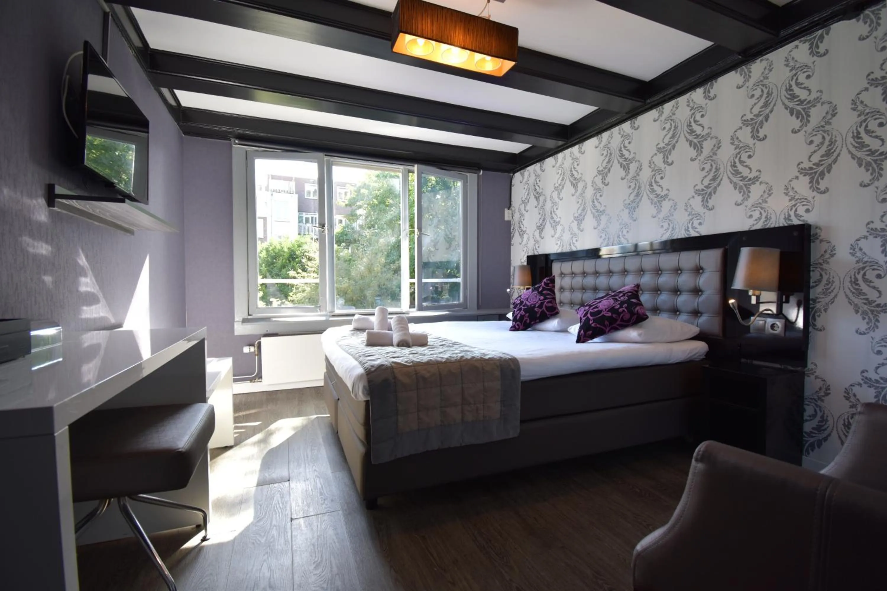 Bed in Hotel Hermitage Amsterdam