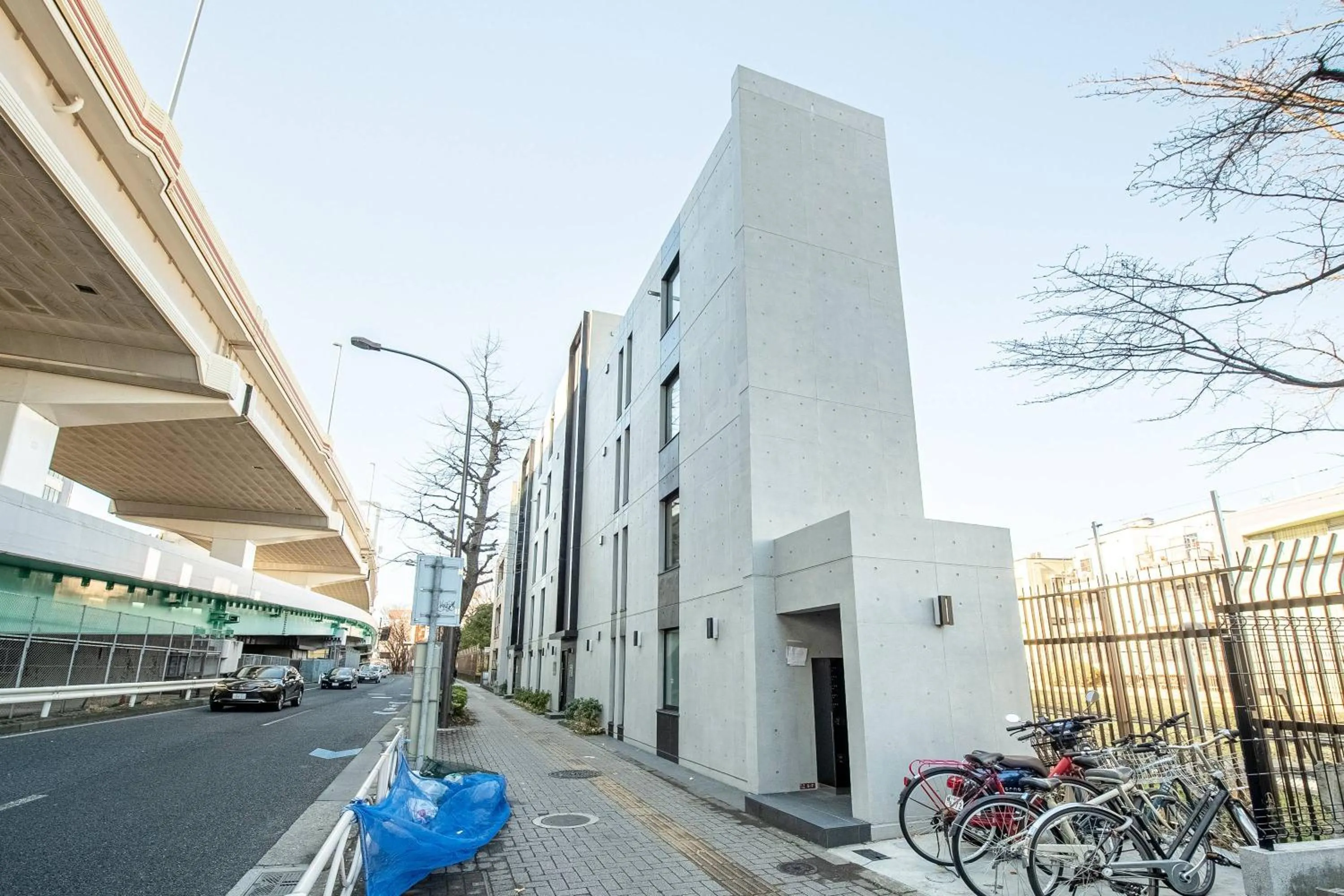 Property building in NOZOMIO PREMIER Meidaimae