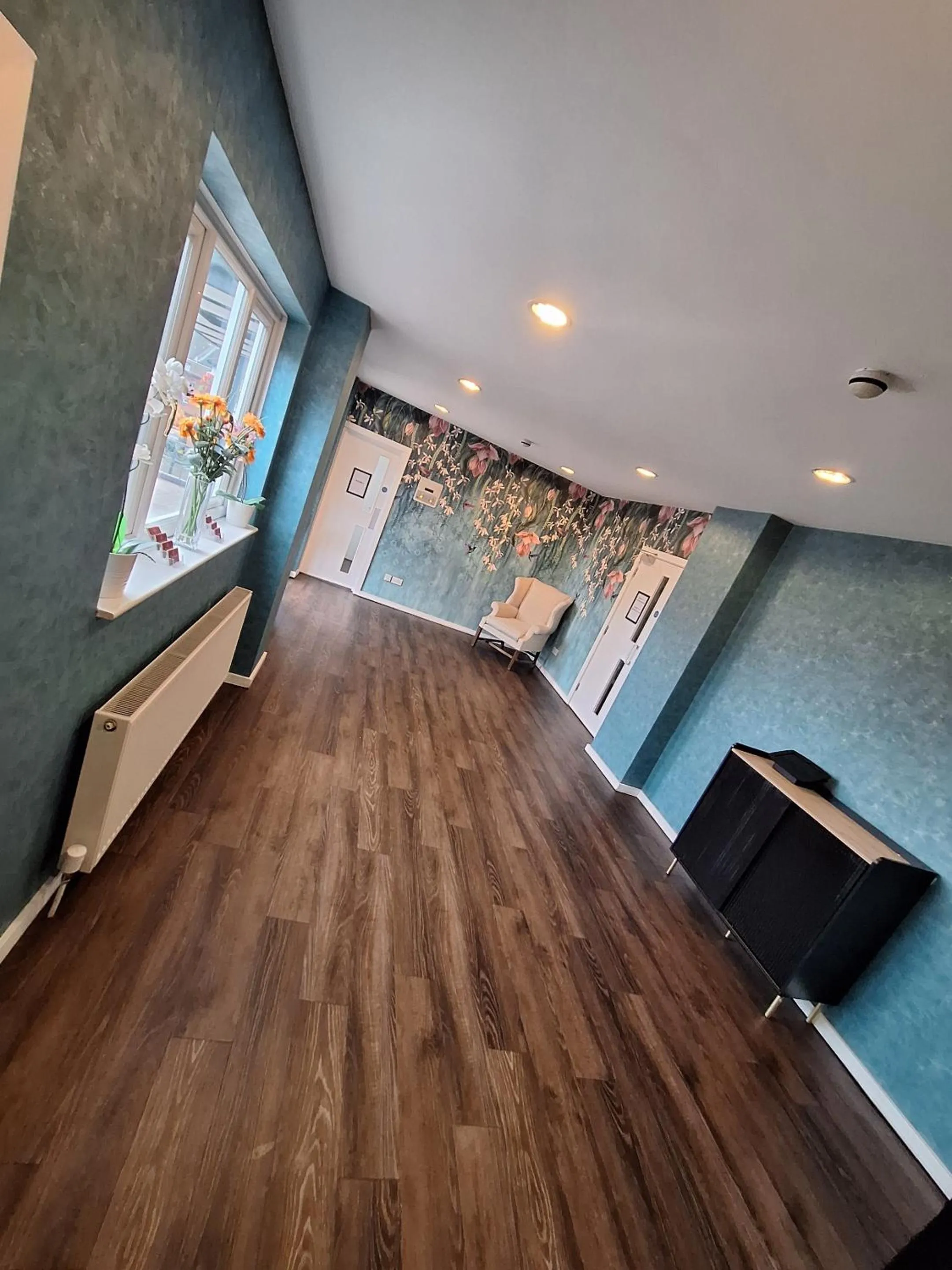 Lobby or reception in Stockwood Hotel - Luton Airport