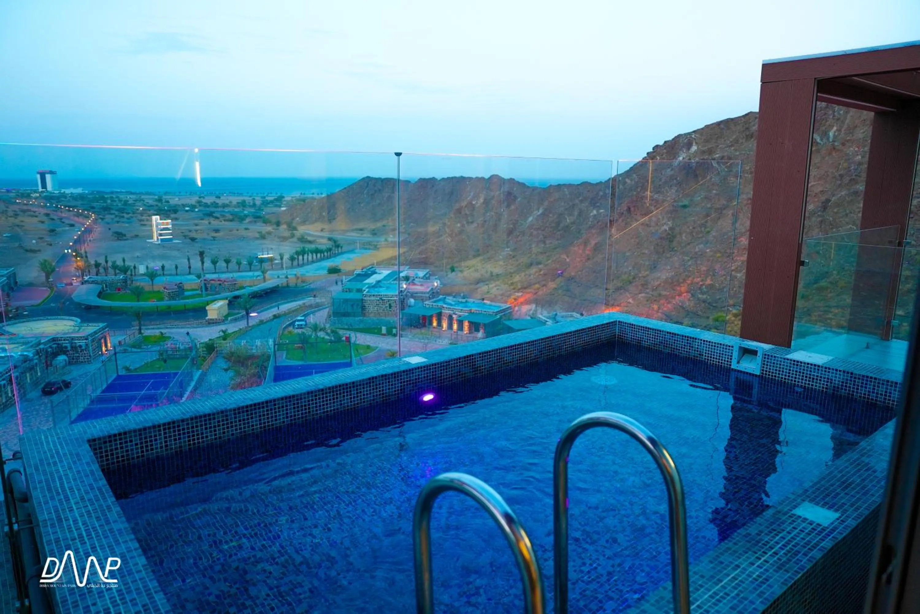 Swimming pool in Dibba Mountain Park Resort