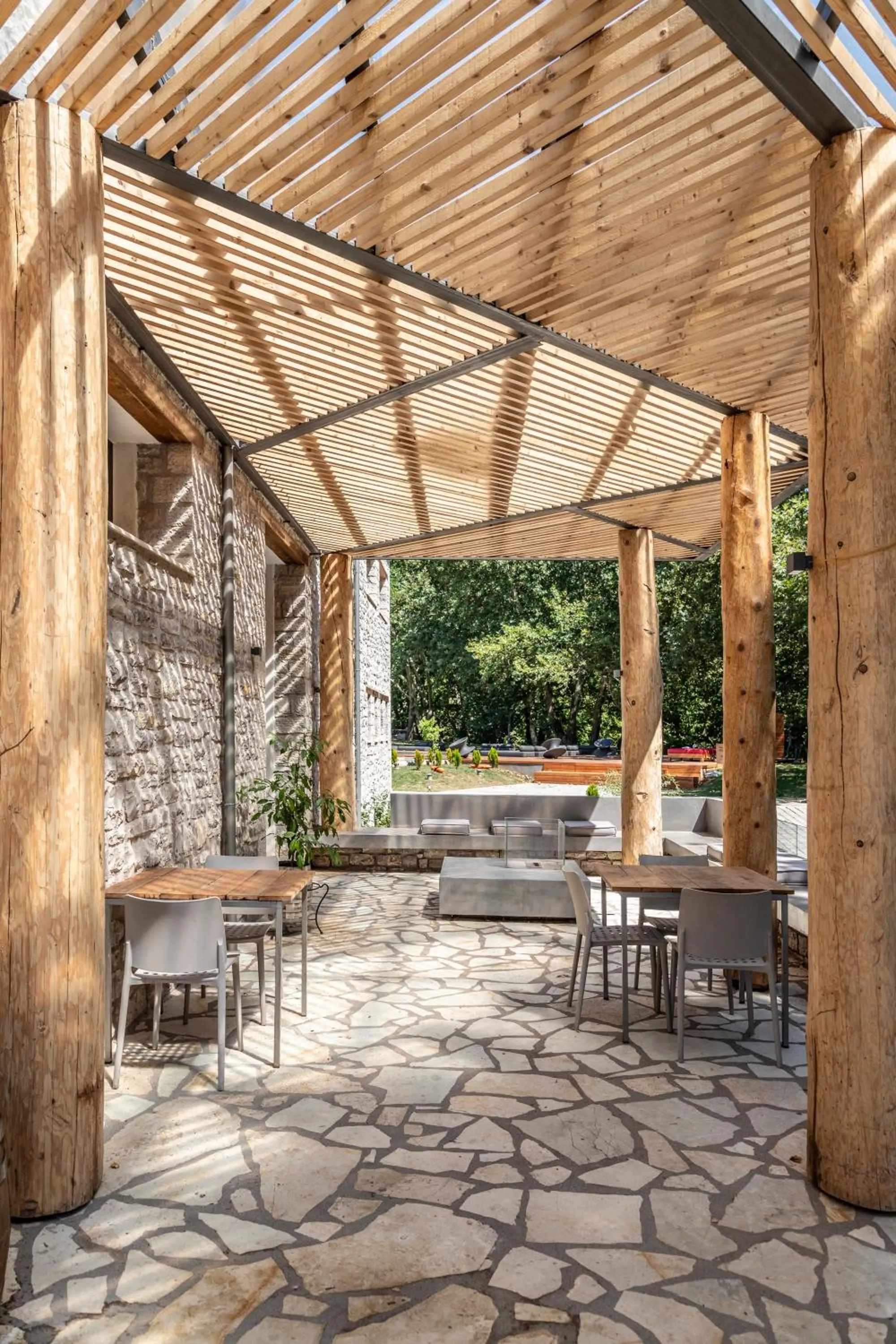 Oniropetra Boutique Hotel