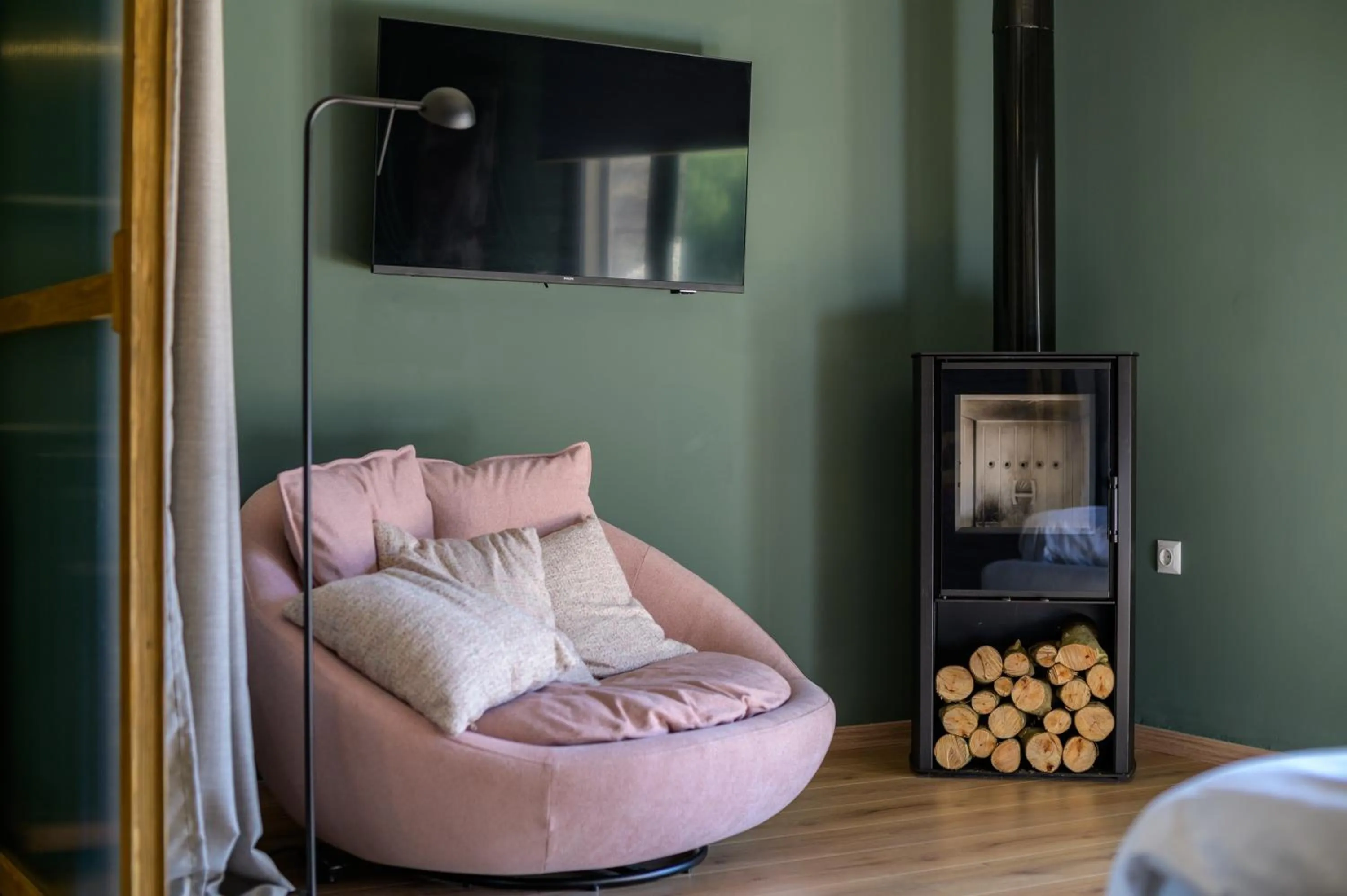 Oniropetra Boutique Hotel