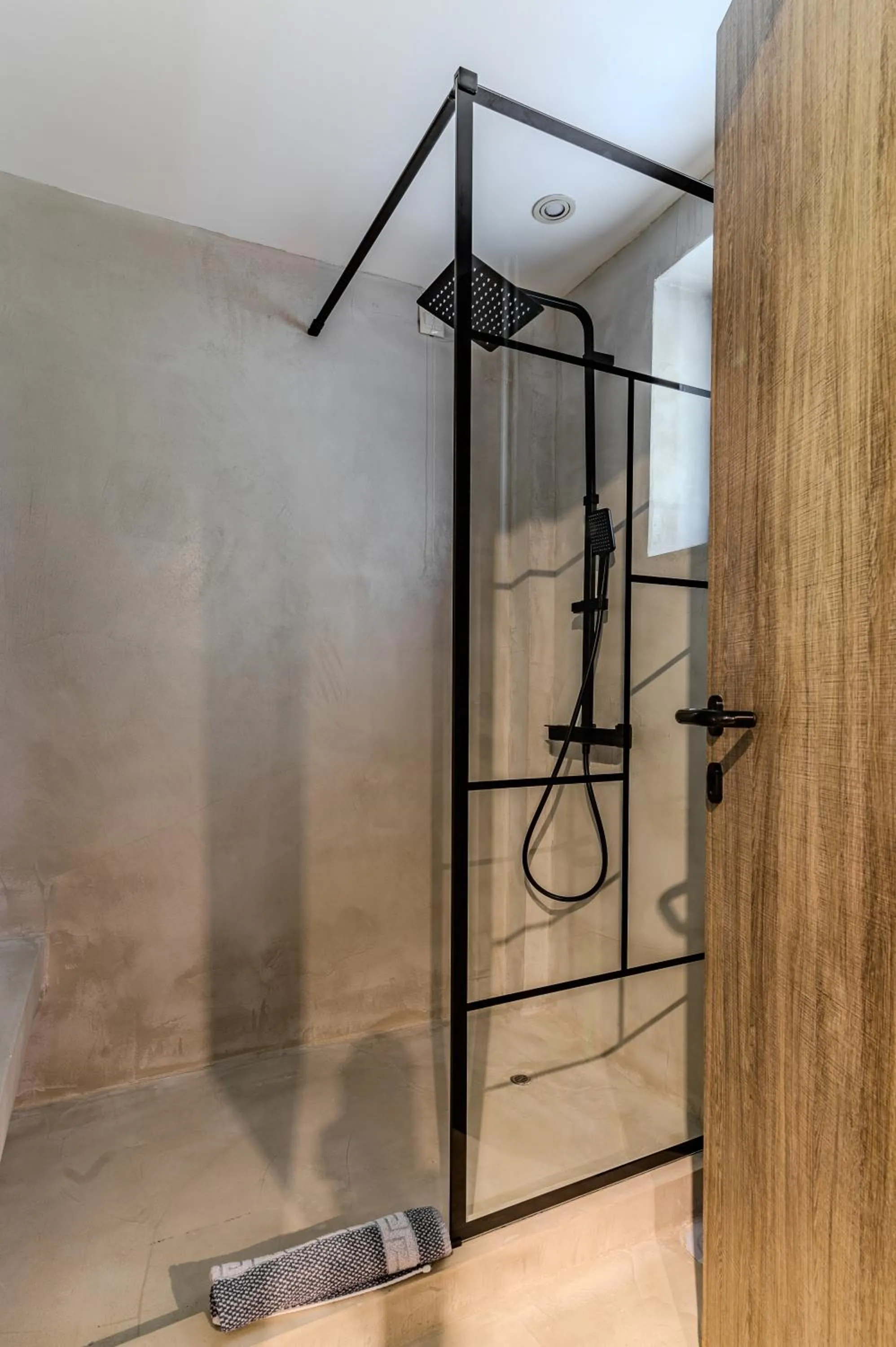 Oniropetra Boutique Hotel