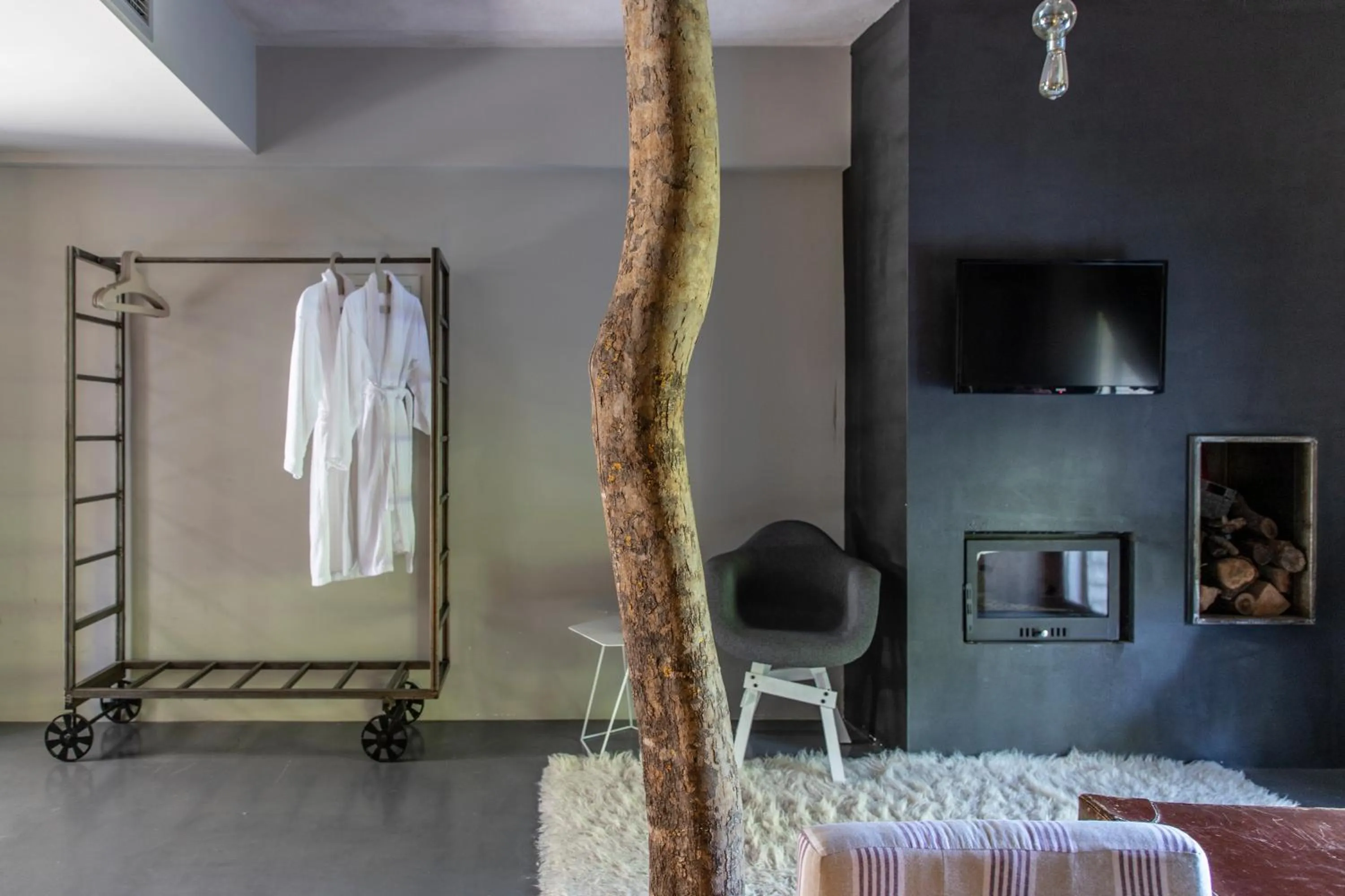 Bed in Oniropetra Boutique Hotel