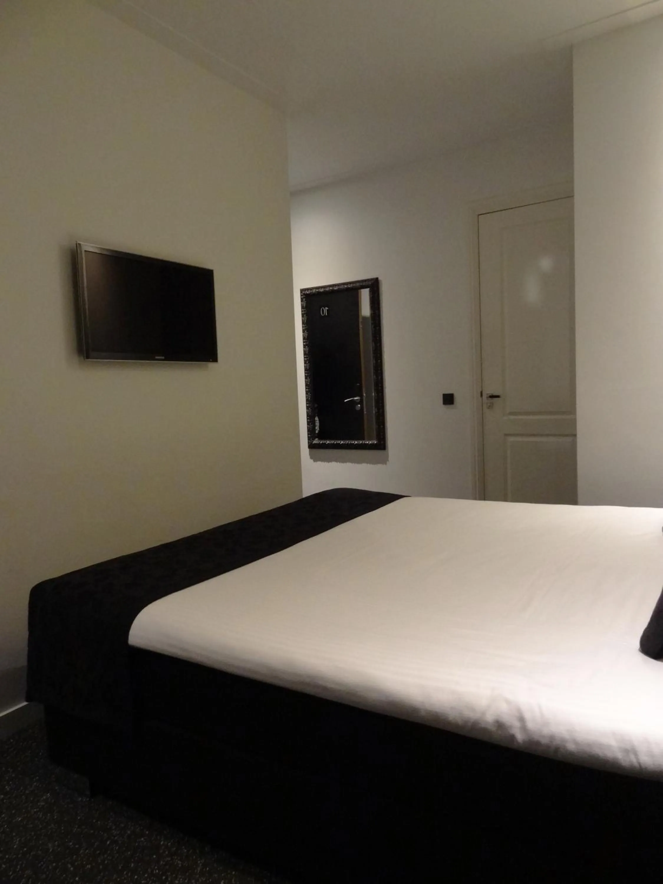 Bedroom, Bed in Sara's Boutique Hotel