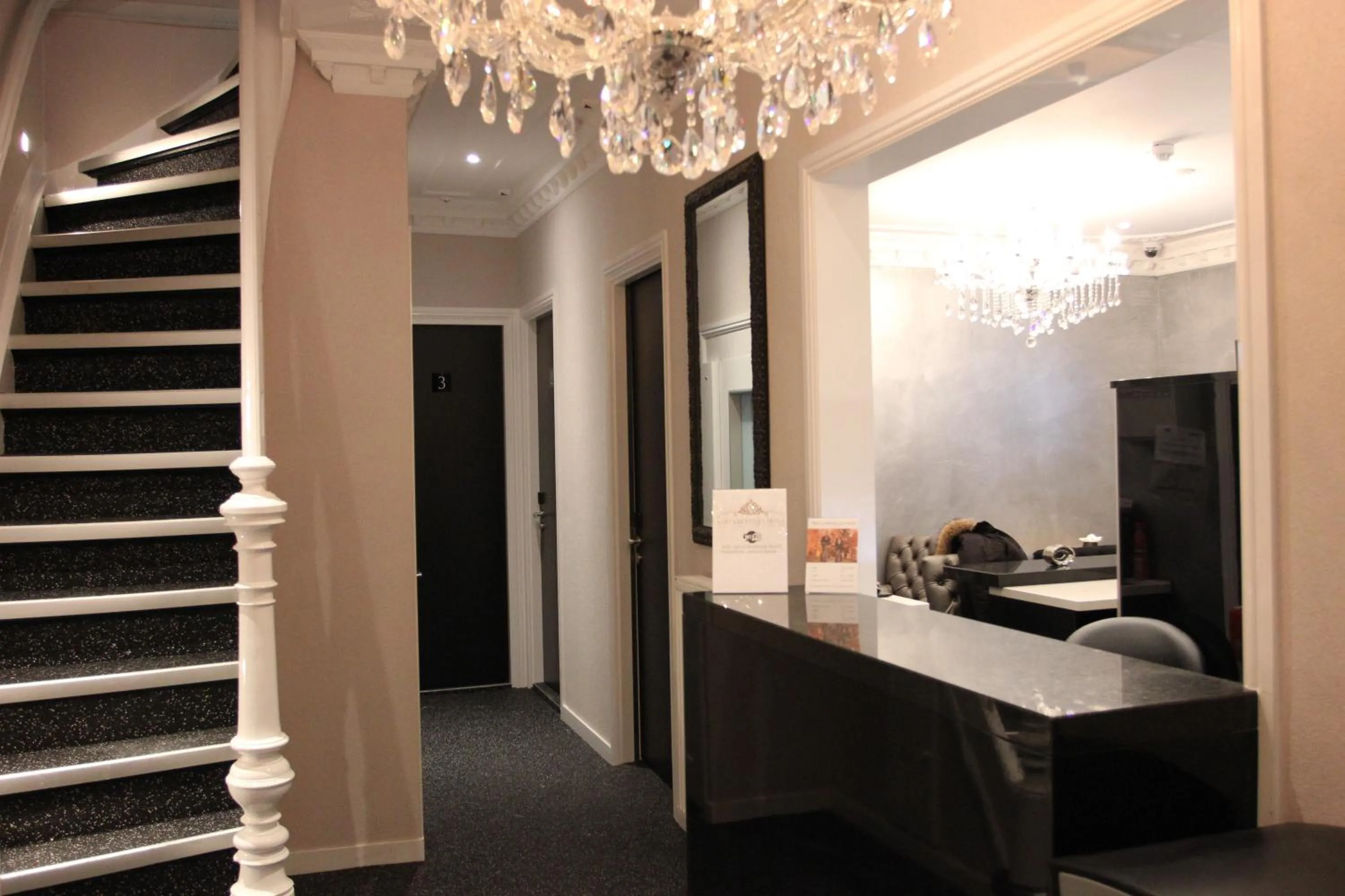 Lobby or reception in Sara's Boutique Hotel