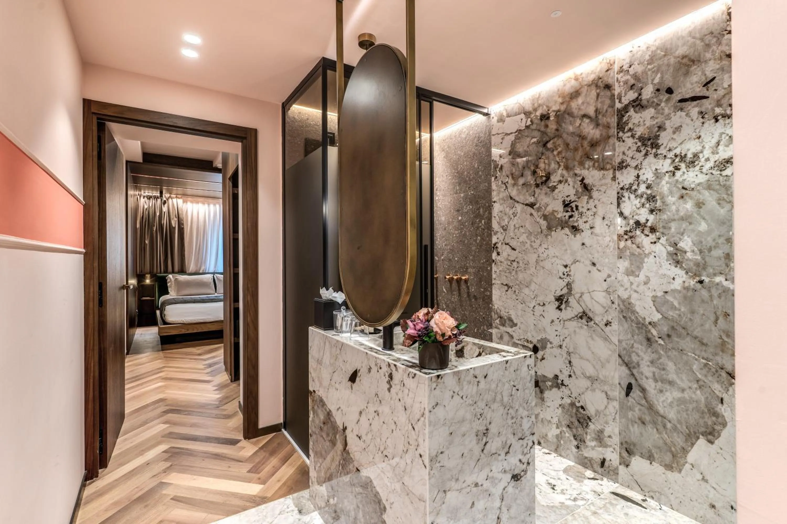 Photo of the whole room in THE STEPS Hotel - by Eitch Collection