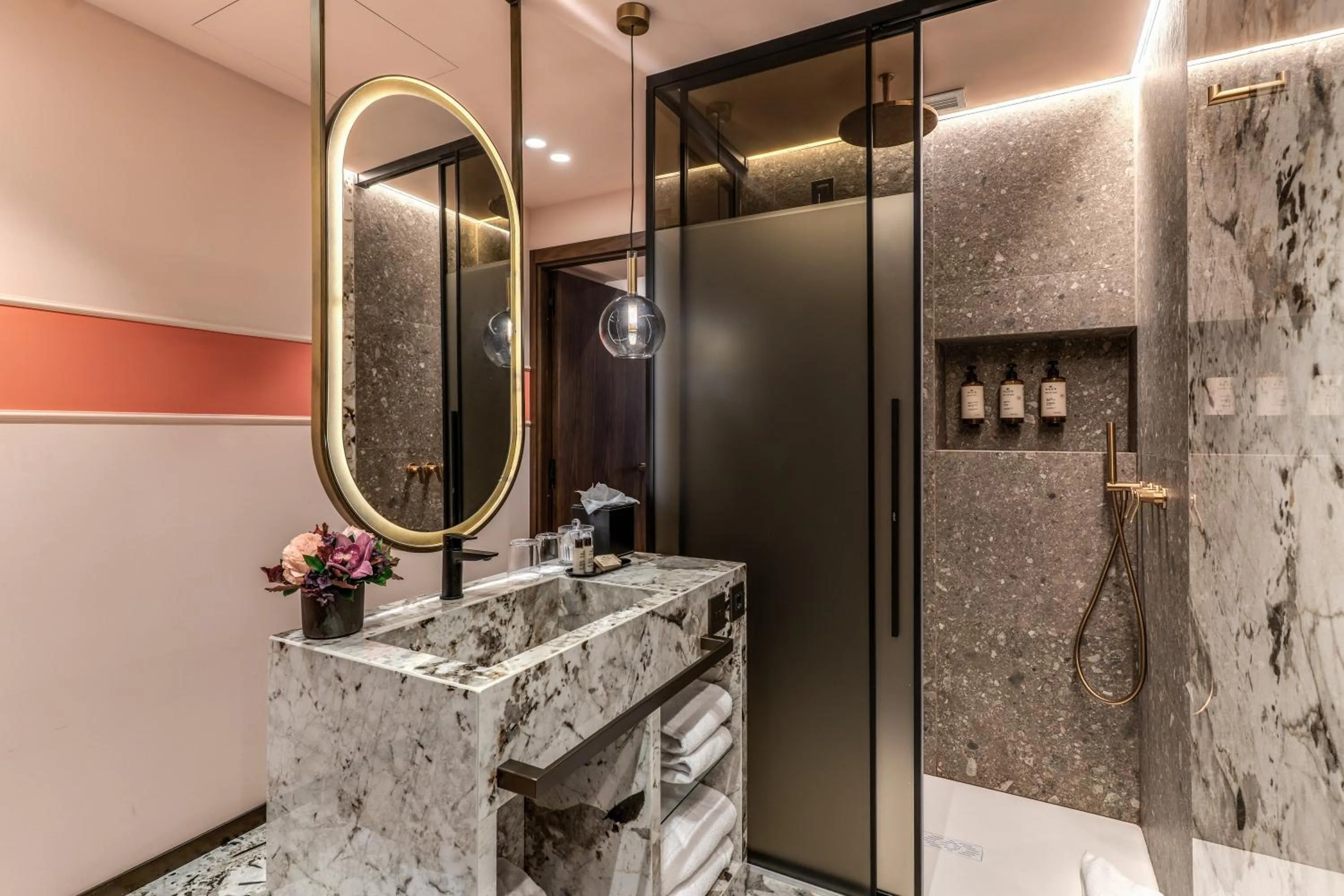 Shower in THE STEPS Hotel - by Eitch Collection