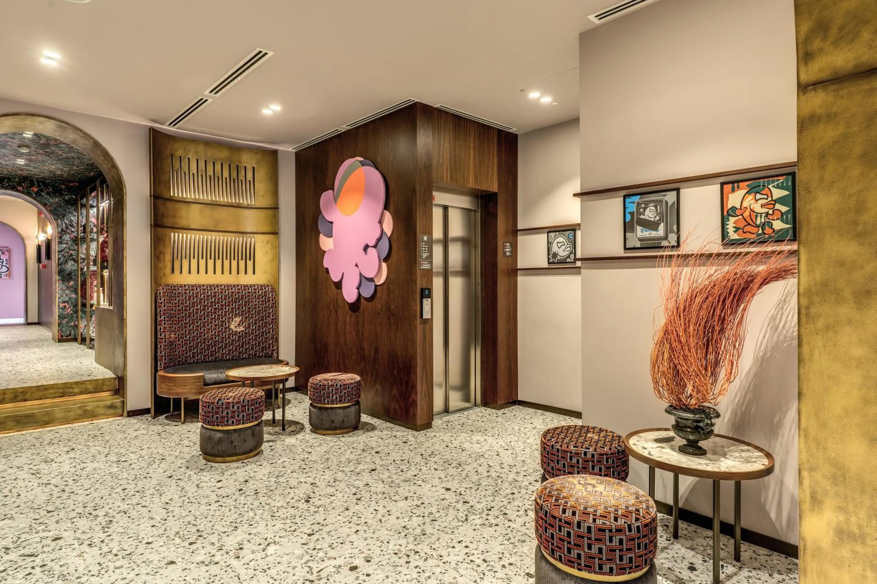 Lobby or reception in THE STEPS Hotel - by Eitch Collection