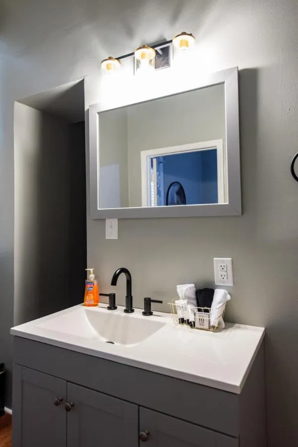 Suite near downtown Louisville, KY - Suite IV