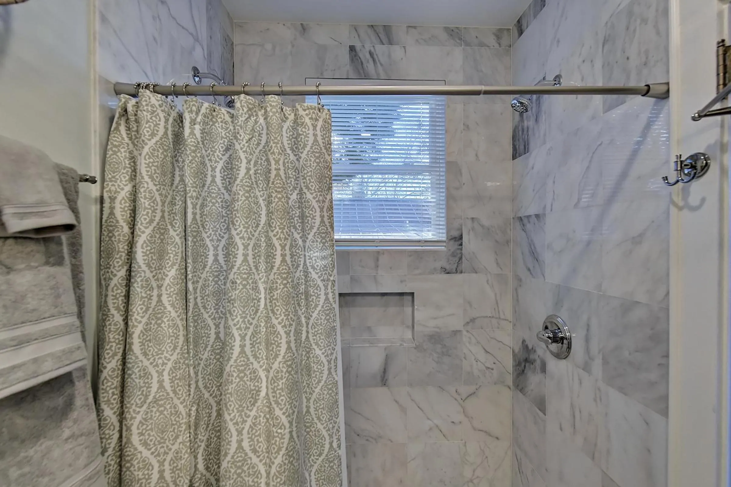 The Home Collection CLT: Lamar Avenue