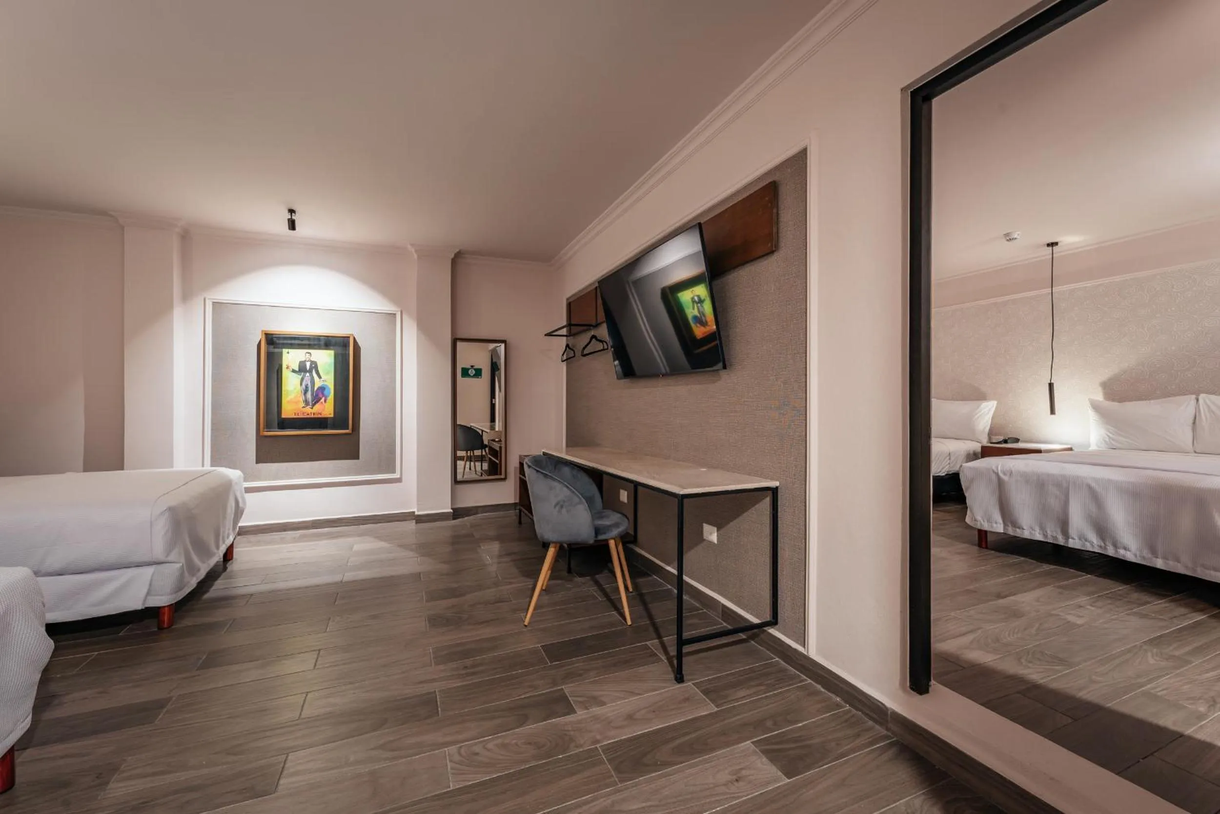 Photo of the whole room, Bed in Hotel MID Project