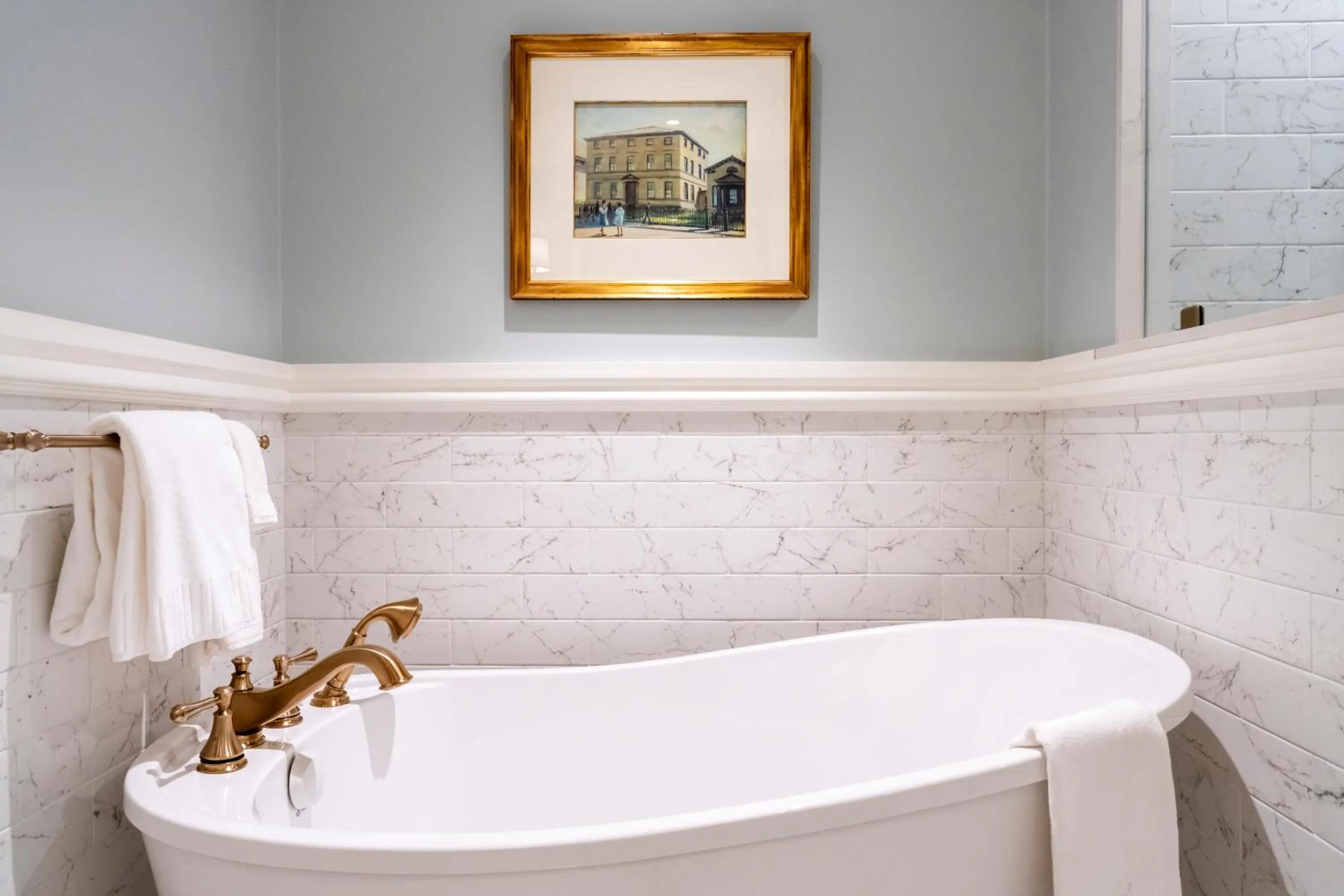 Bathroom in Francis Malbone House