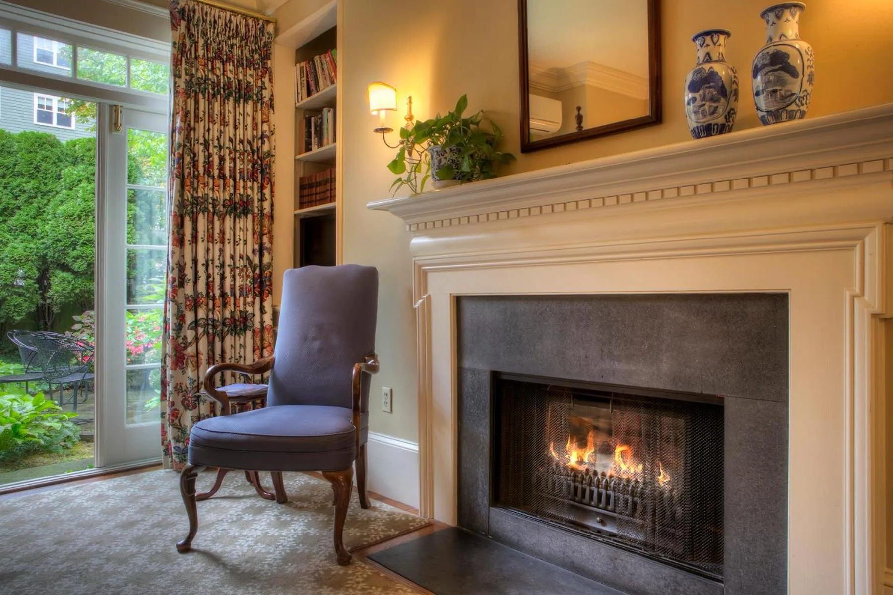 Garden in Francis Malbone House