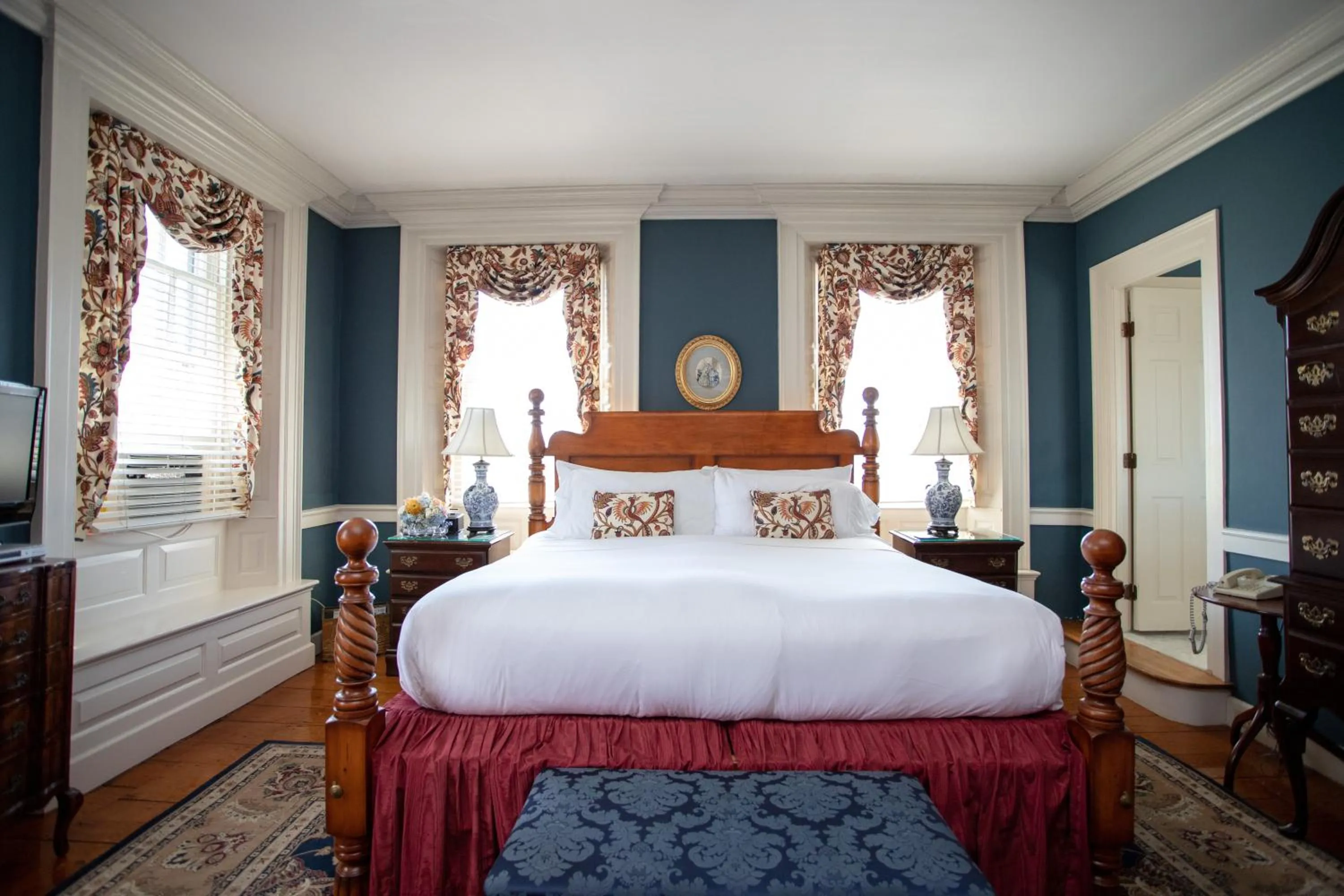Bedroom, Bed in Francis Malbone House
