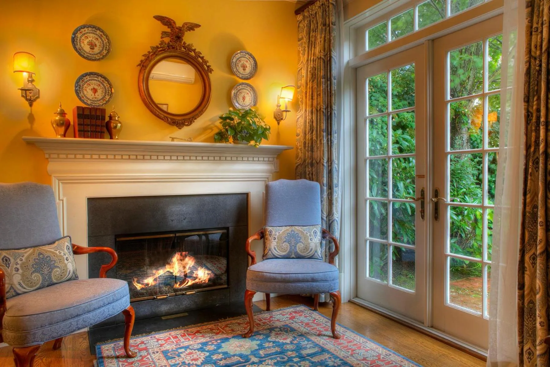 Seating area in Francis Malbone House