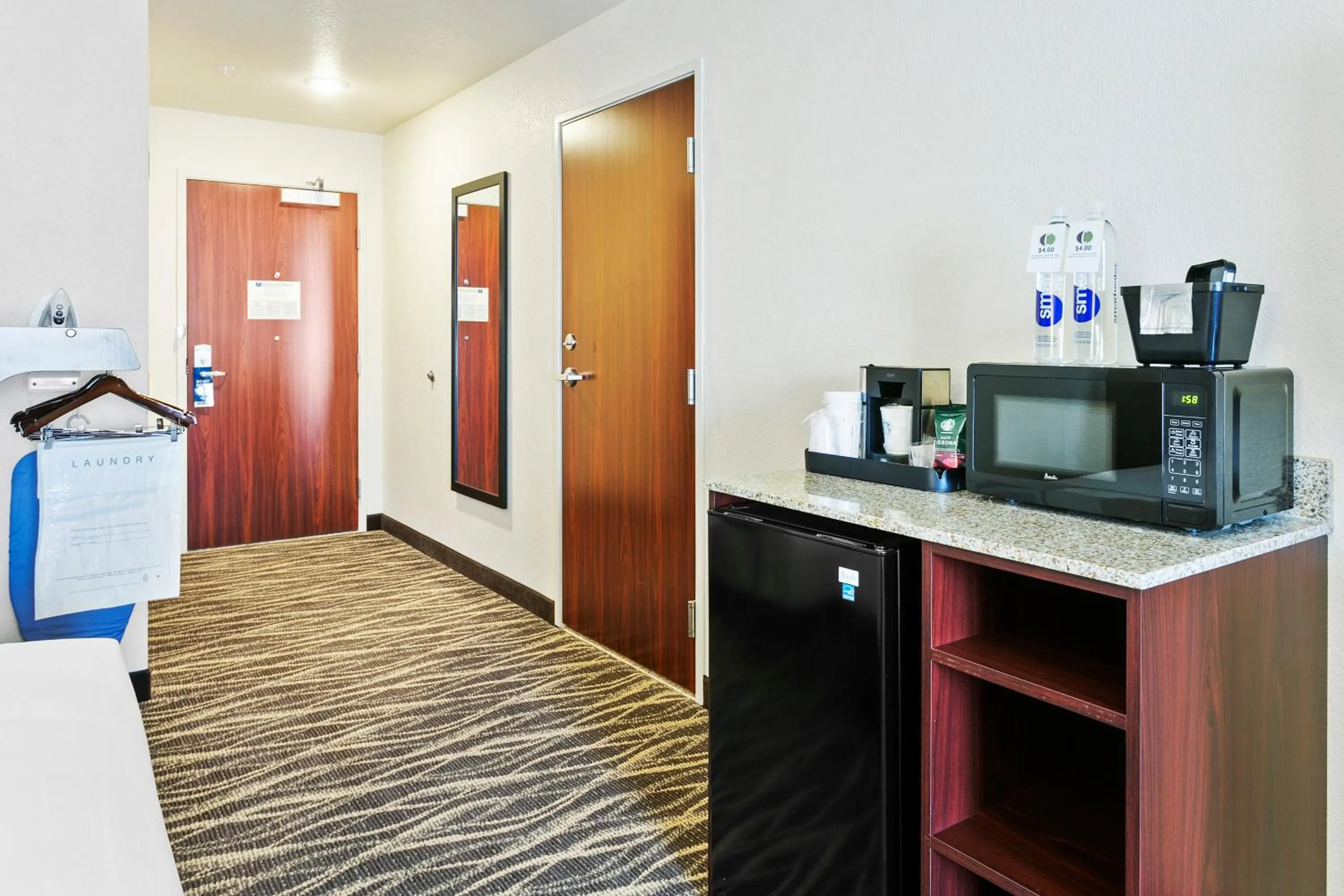 Cobblestone Hotel & Suites - Wickenburg