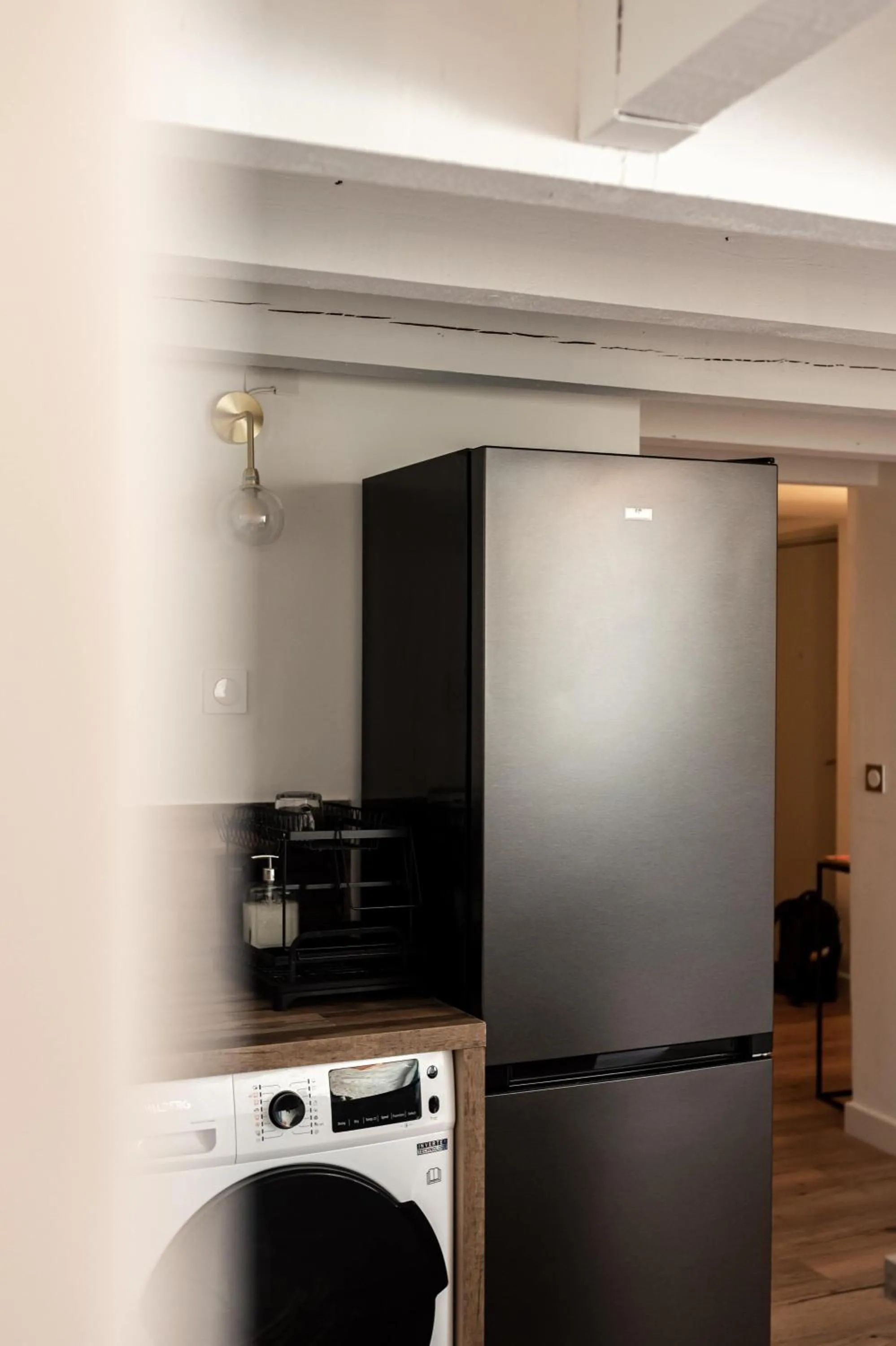 Kitchen or kitchenette in Duplex à 2 min des arènes et de la maison carrée
